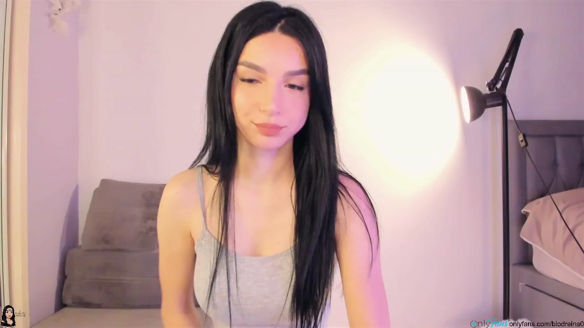 Gallery image thumbnail from Blodreina's myfreecams stream on, 12/09/2025, 24:59 image 15 of 20