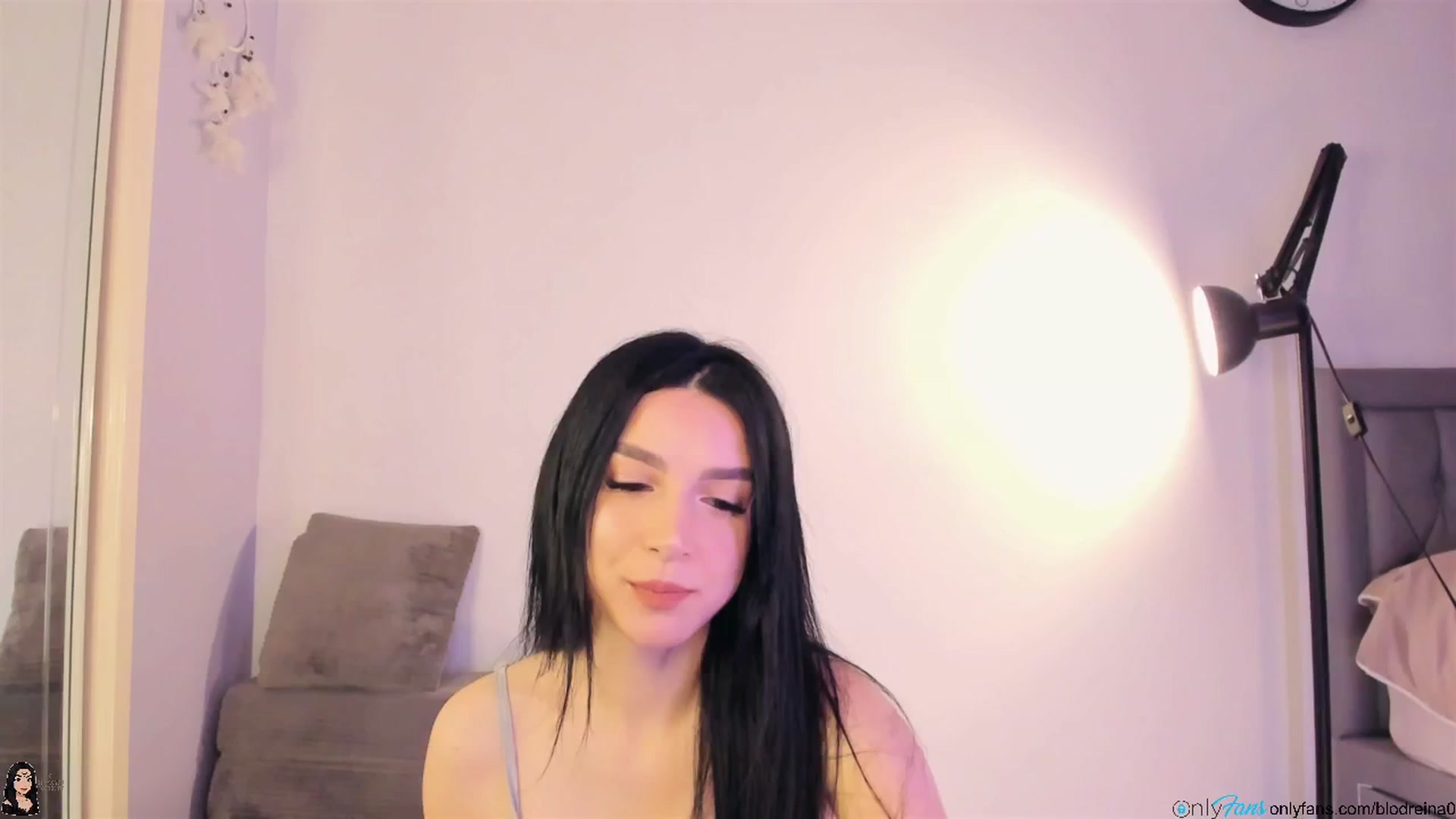 Gallery image thumbnail from Blodreina's myfreecams stream on, 12/09/2025, 24:59 image 6 of 20