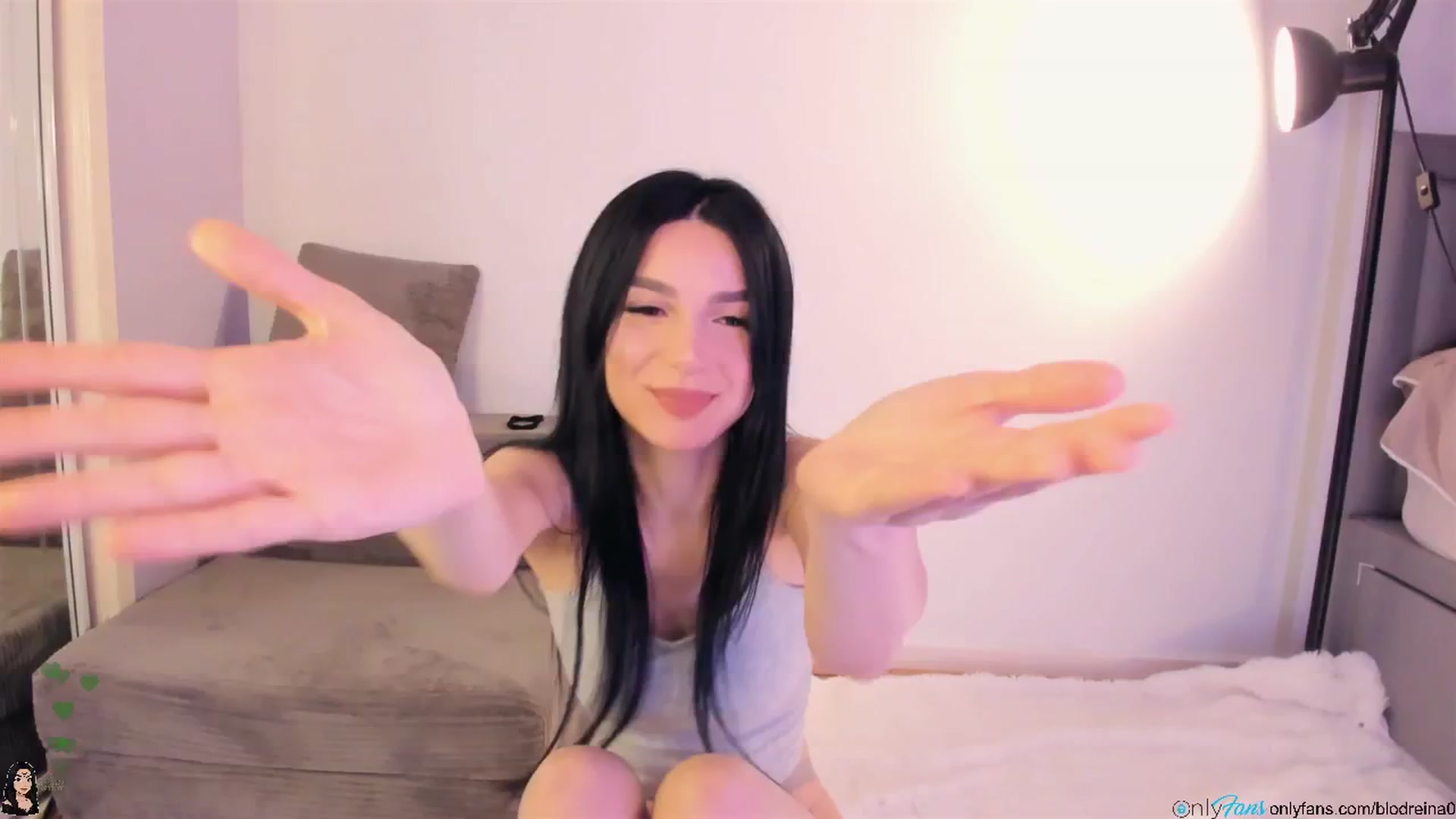 Gallery image thumbnail from Blodreina's myfreecams stream on, 12/09/2025, 24:59 image 10 of 20