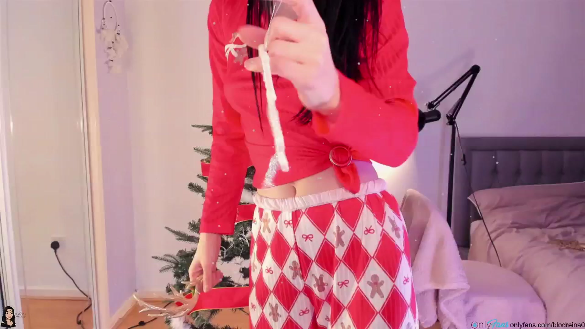 Gallery image thumbnail from Blodreina's myfreecams stream on, 12/26/2025, 04:22 image 5 of 20