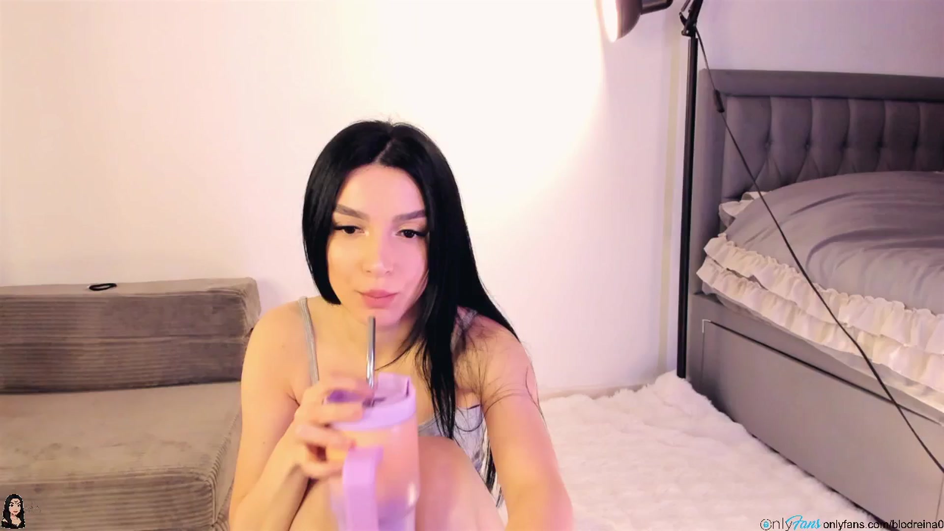 Gallery image thumbnail from Blodreina's myfreecams stream on, 01/08/2026, 04:04 image 12 of 20