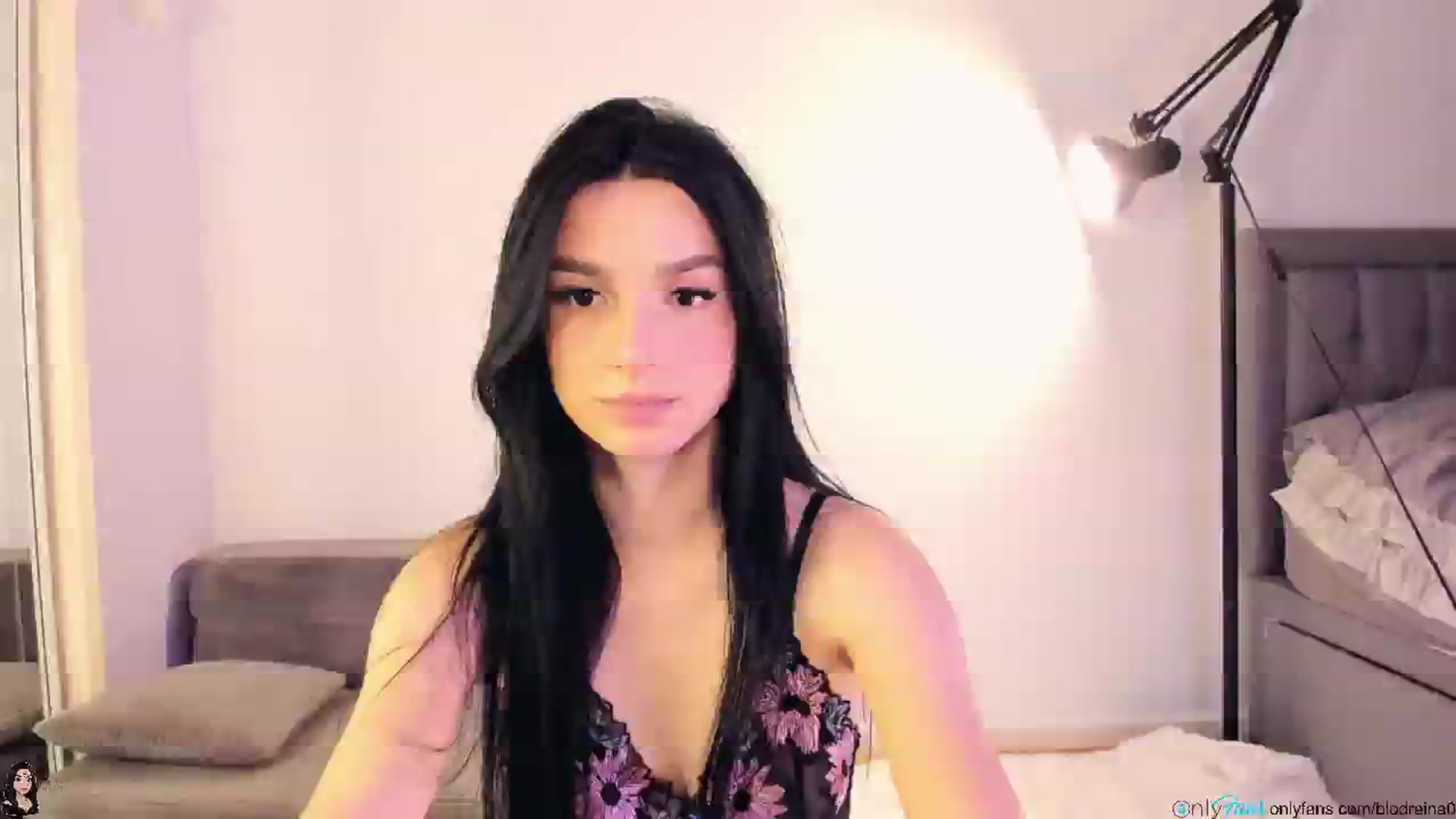 Gallery image thumbnail from Blodreina's myfreecams stream on, 01/15/2026, 05:09 image 11 of 20