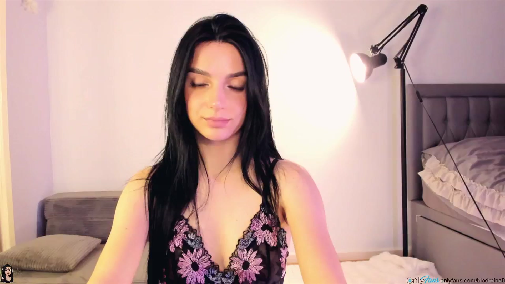 Gallery image thumbnail from Blodreina's myfreecams stream on, 01/15/2026, 05:09 image 19 of 20