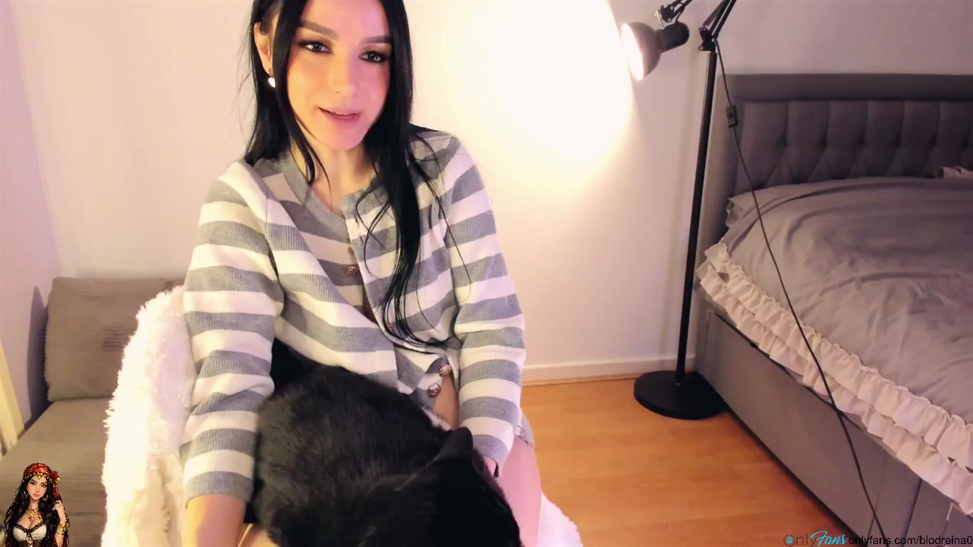 Gallery image thumbnail from Blodreina's myfreecams stream on, 01/17/2026, 05:44 image 18 of 20