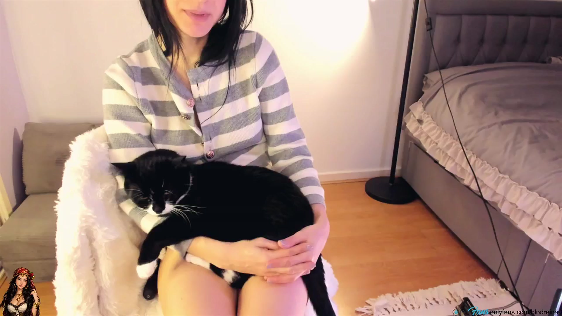 Gallery image thumbnail from Blodreina's myfreecams stream on, 01/17/2026, 05:44 image 16 of 20