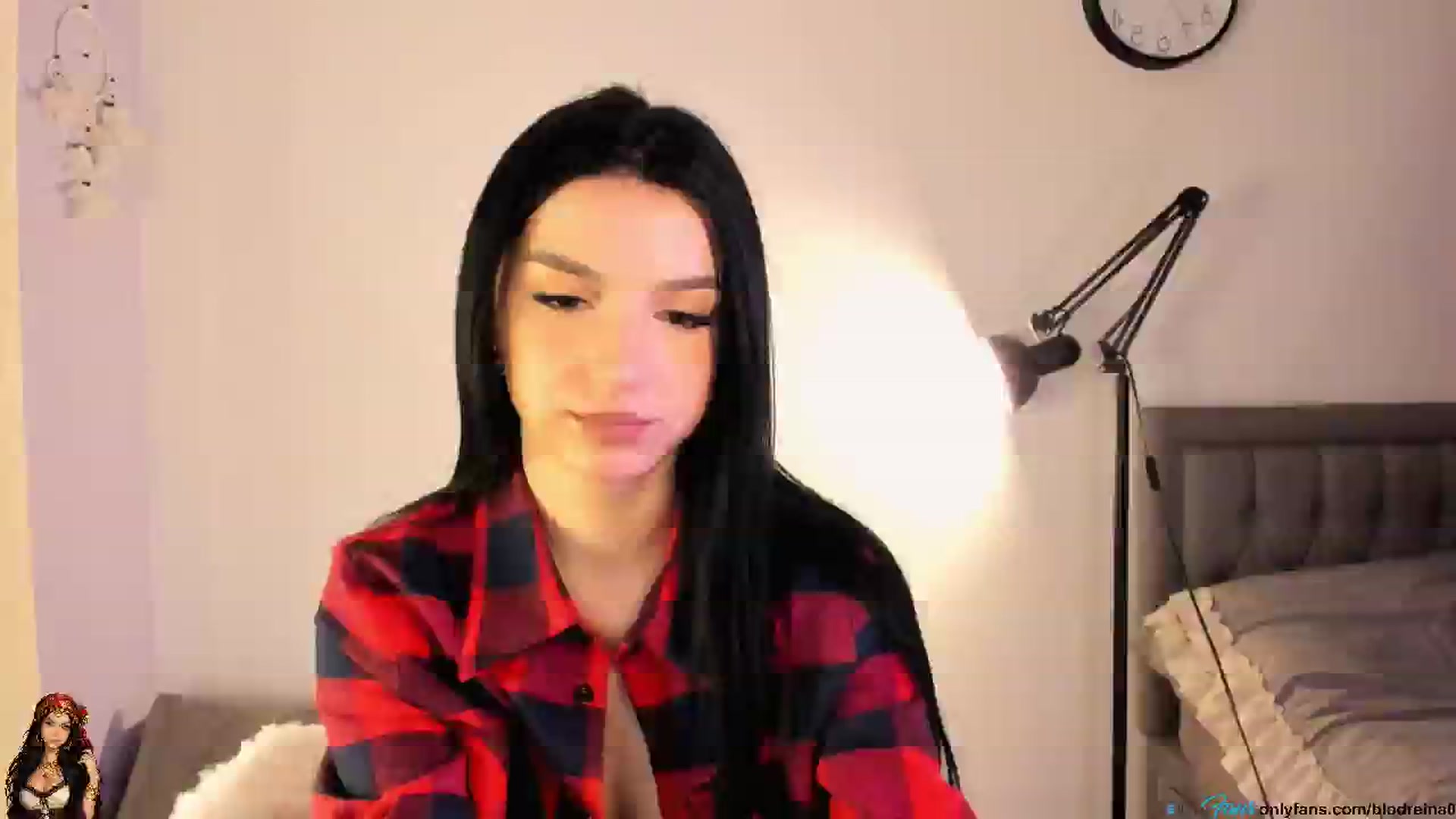 Gallery image thumbnail from Blodreina's myfreecams stream on, 01/25/2026, 03:32 image 14 of 20