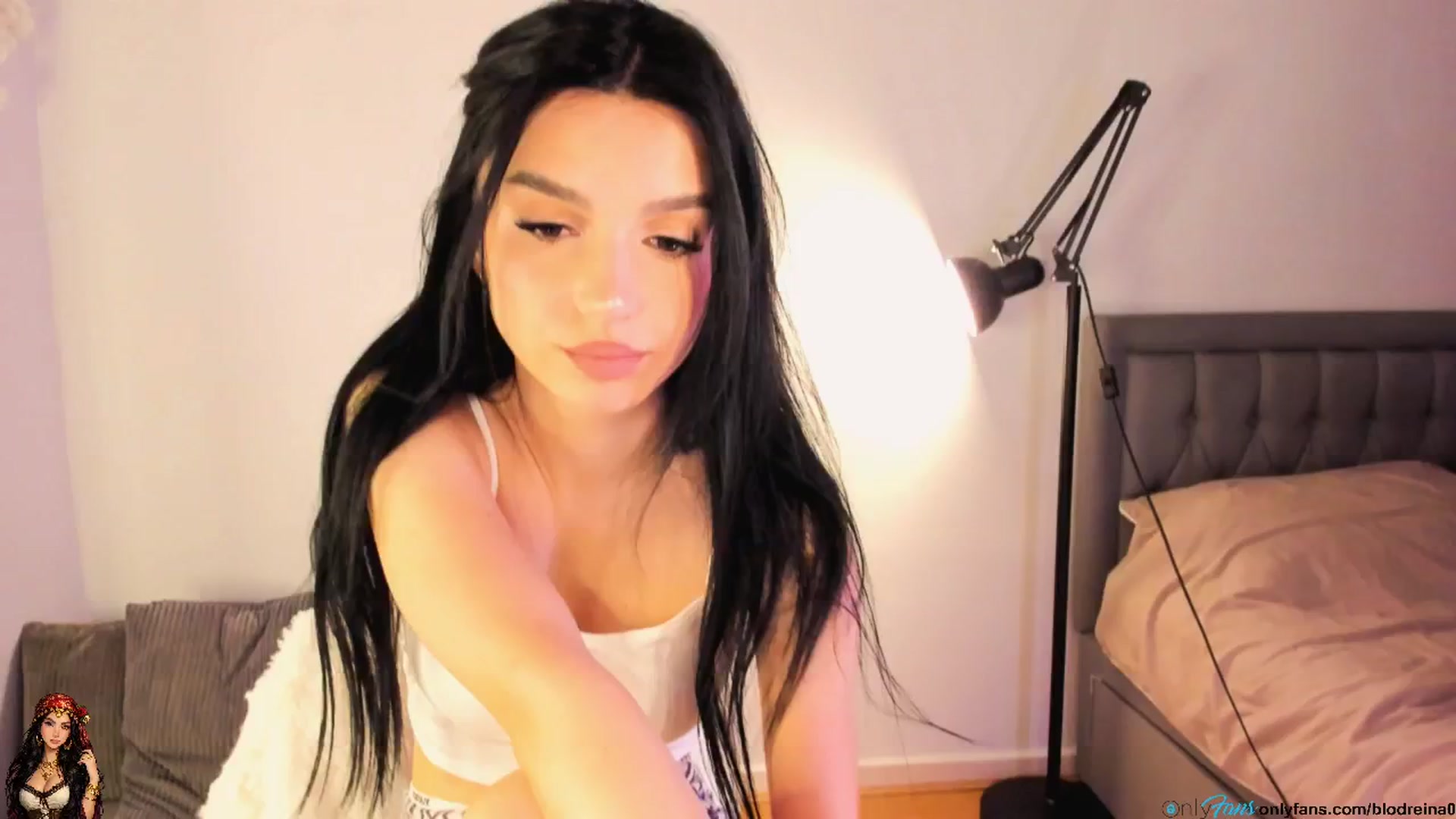 Gallery image thumbnail from Blodreina's myfreecams stream on, 02/06/2026, 24:01 image 18 of 20