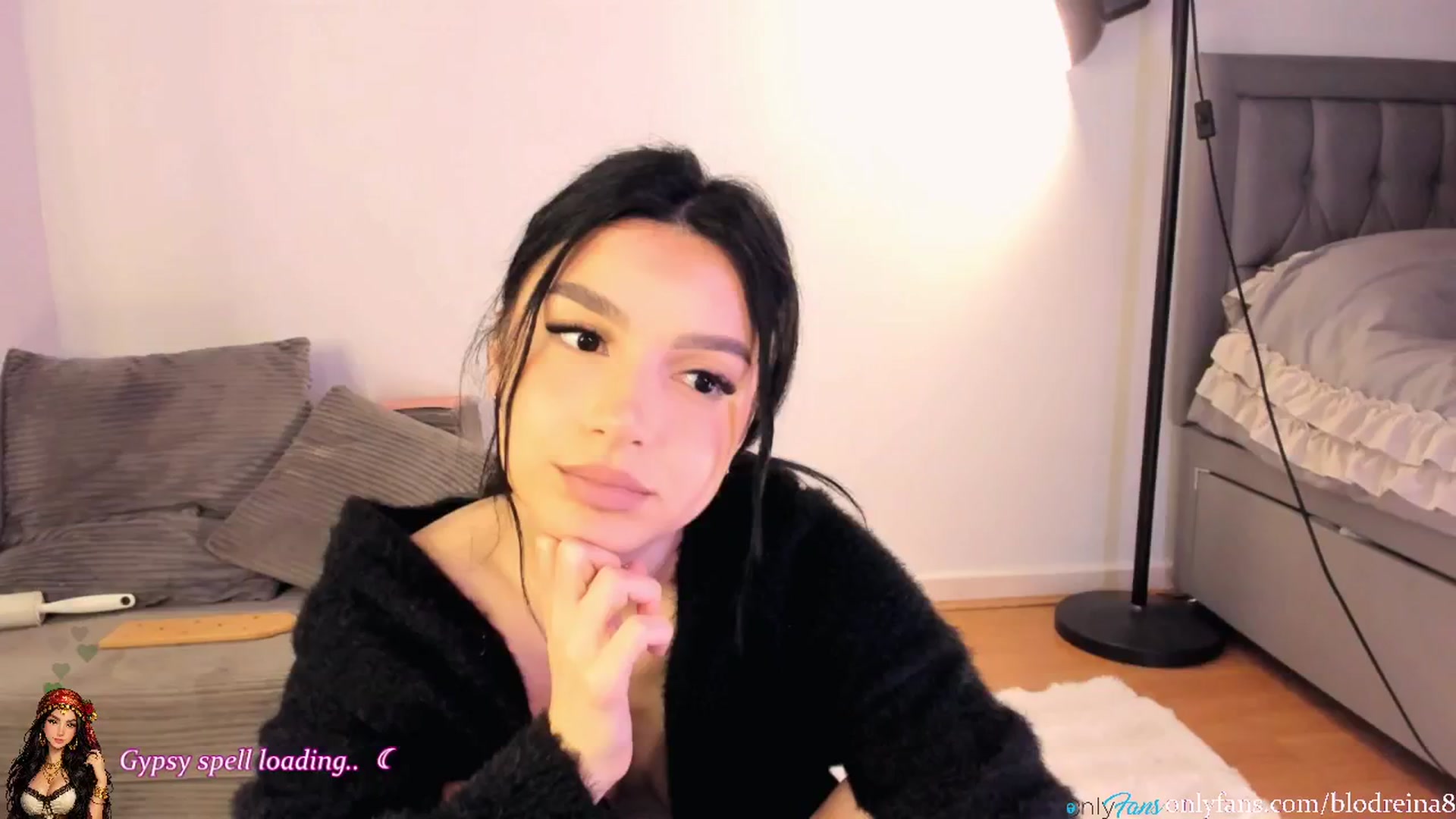 Gallery image thumbnail from Blodreina's myfreecams stream on, 03/12/2026, 03:27 image 11 of 20