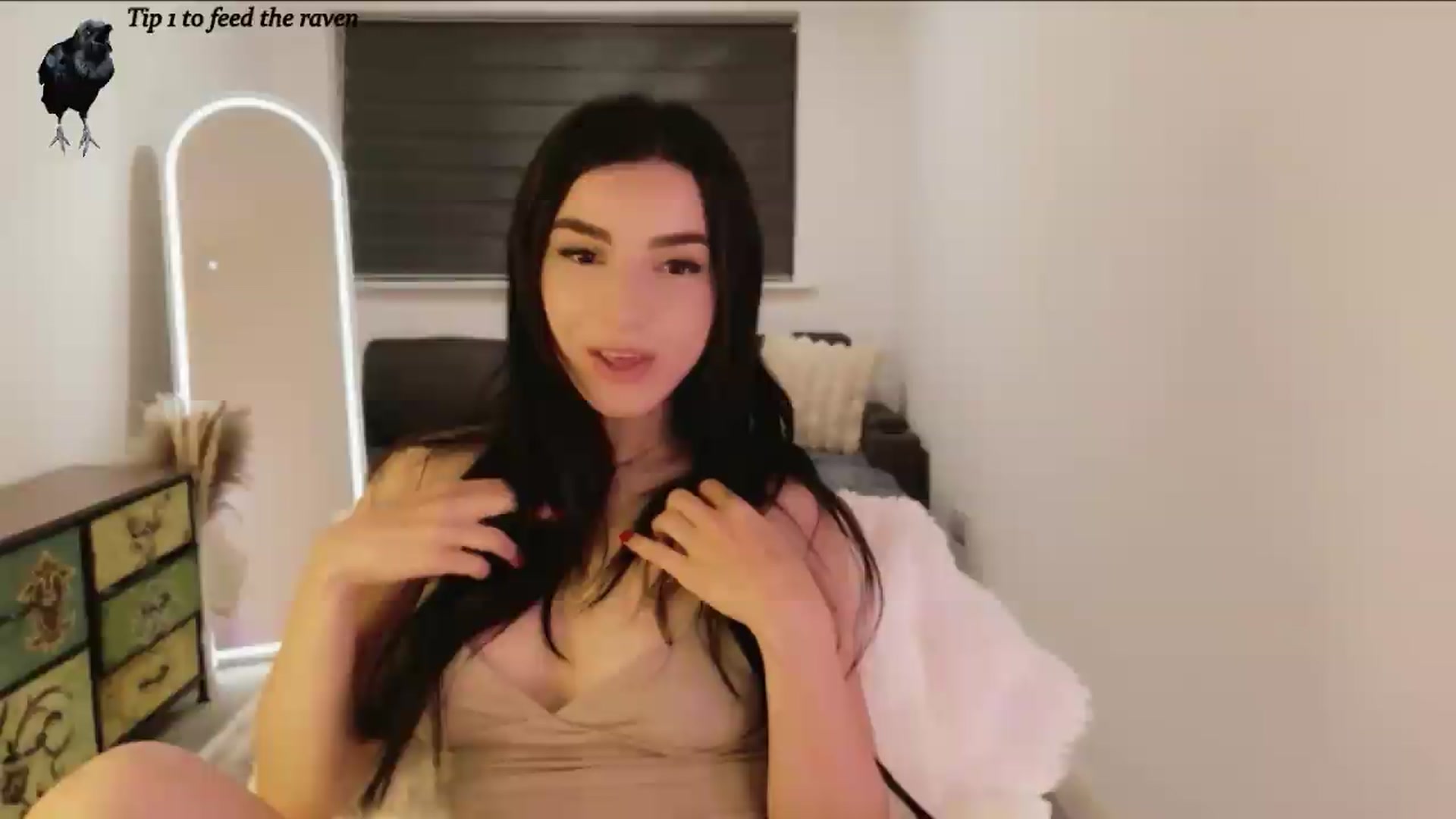 Gallery image thumbnail from Blodreina's myfreecams stream on, 08/04/2026, 20:48 image 12 of 20