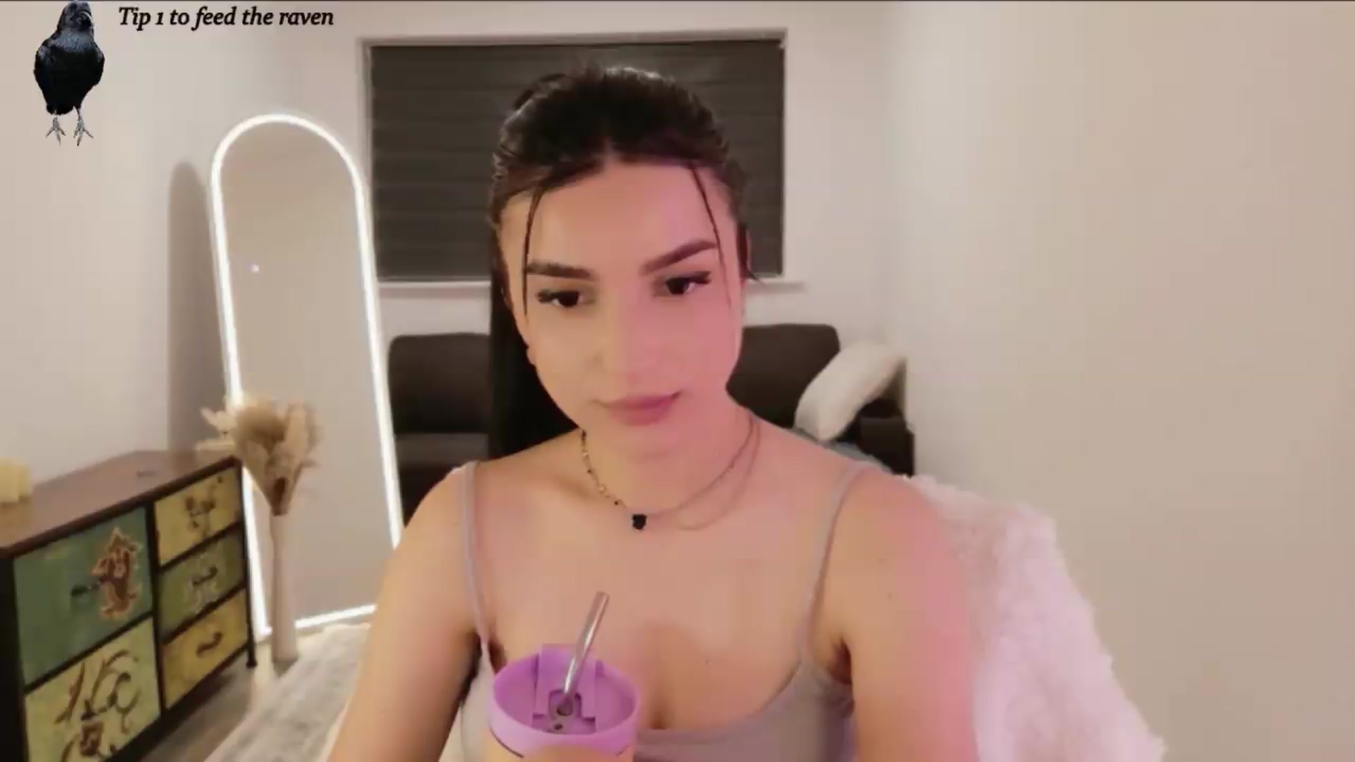 Gallery image thumbnail from Blodreina's myfreecams stream on, 08/07/2026, 24:03 image 11 of 20
