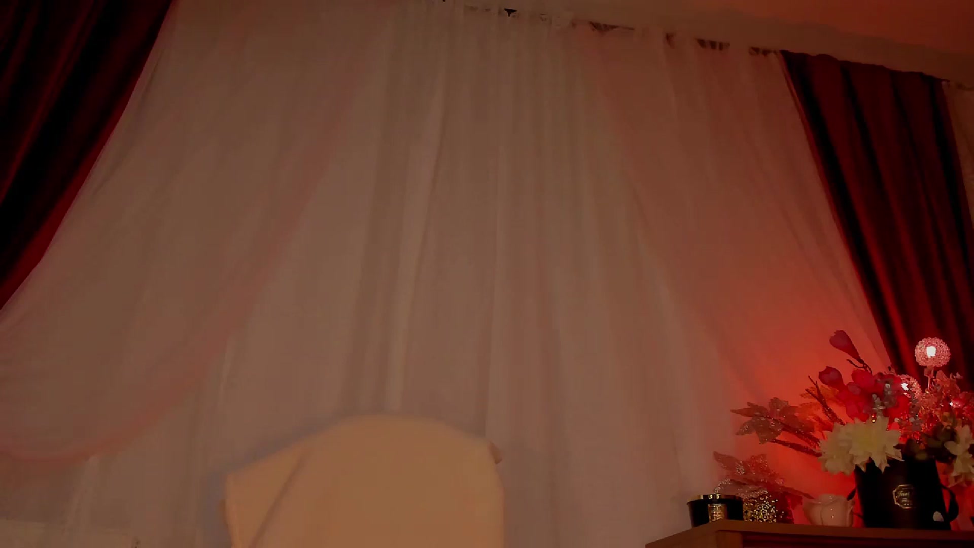Gallery image thumbnail from Blond3B's myfreecams stream on, 02/25/2024, 12:53 image 8 of 20