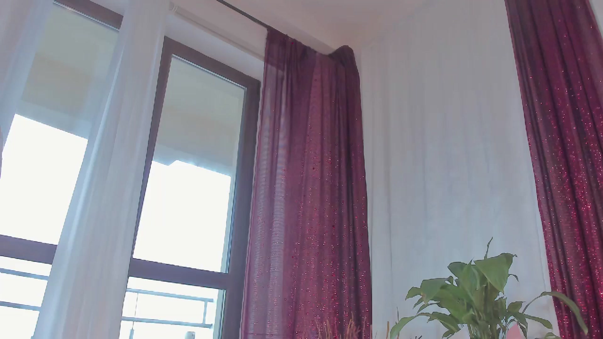 Gallery image thumbnail from Blond3B's myfreecams stream on, 03/30/2025, 11:20 image 4 of 20