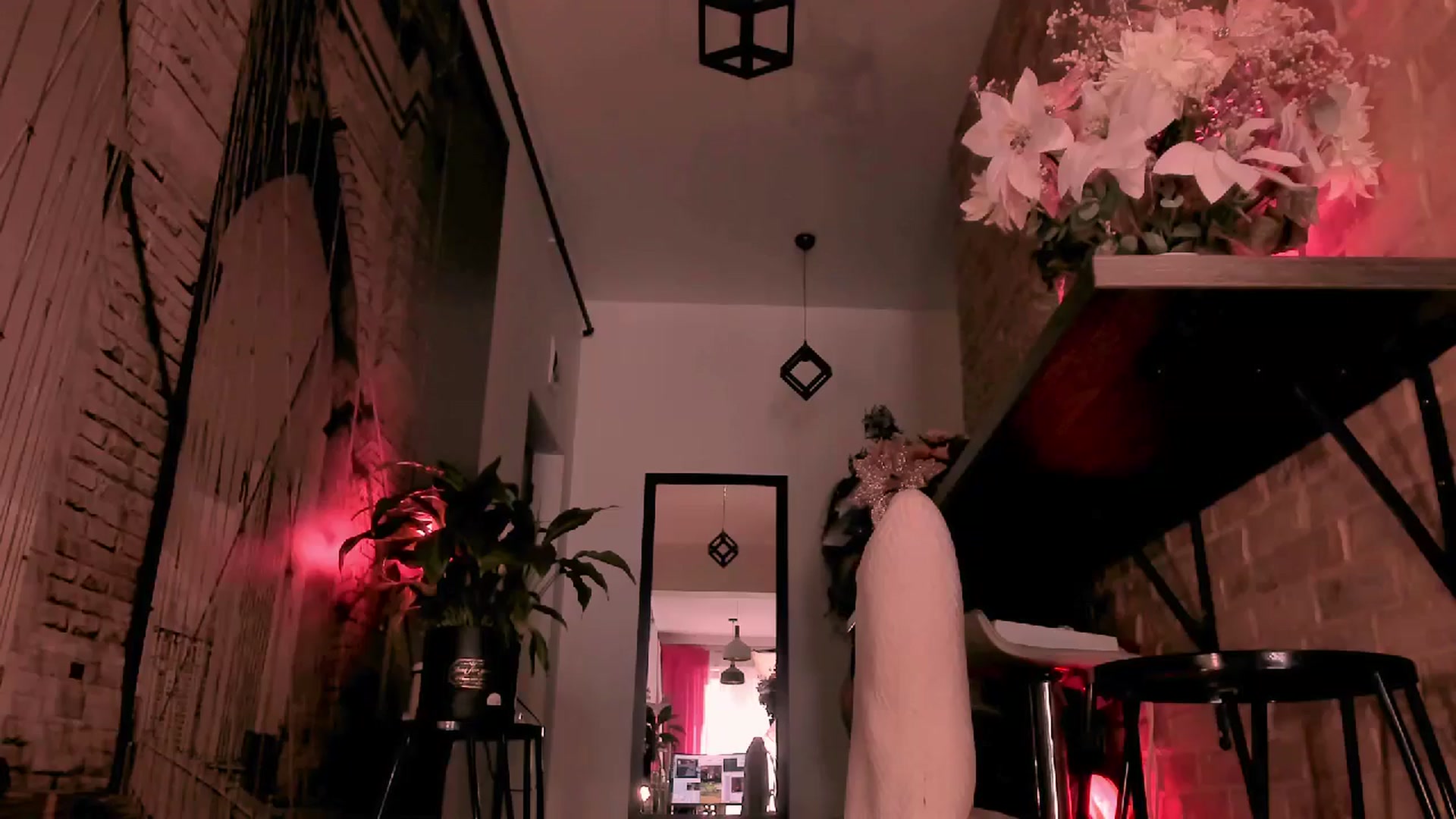Gallery image thumbnail from Blond3B's myfreecams stream on, 01/03/2026, 12:19 image 10 of 20