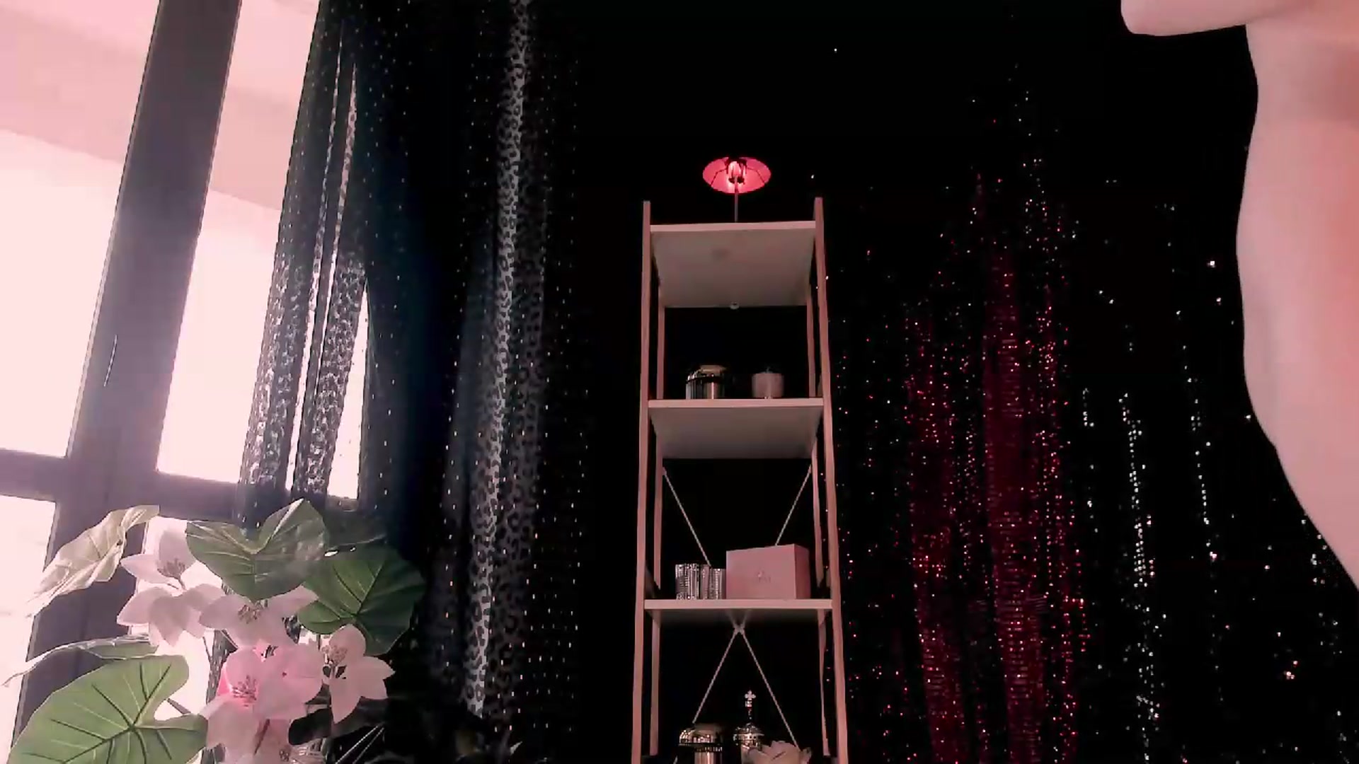 Gallery image thumbnail from Blond3B's myfreecams stream on, 06/07/2026, 12:29 image 4 of 20