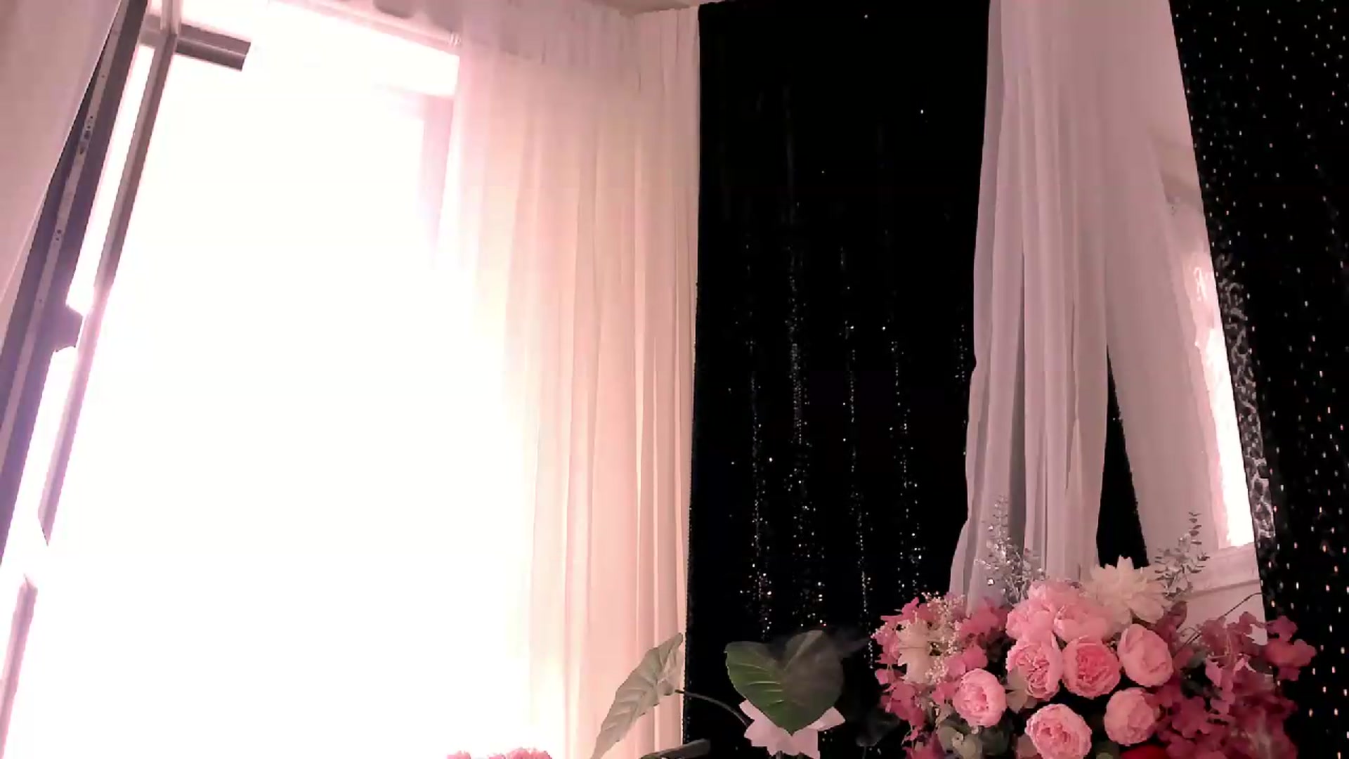 Gallery image thumbnail from Blond3B's myfreecams stream on, 08/30/2026, 12:00 image 17 of 20