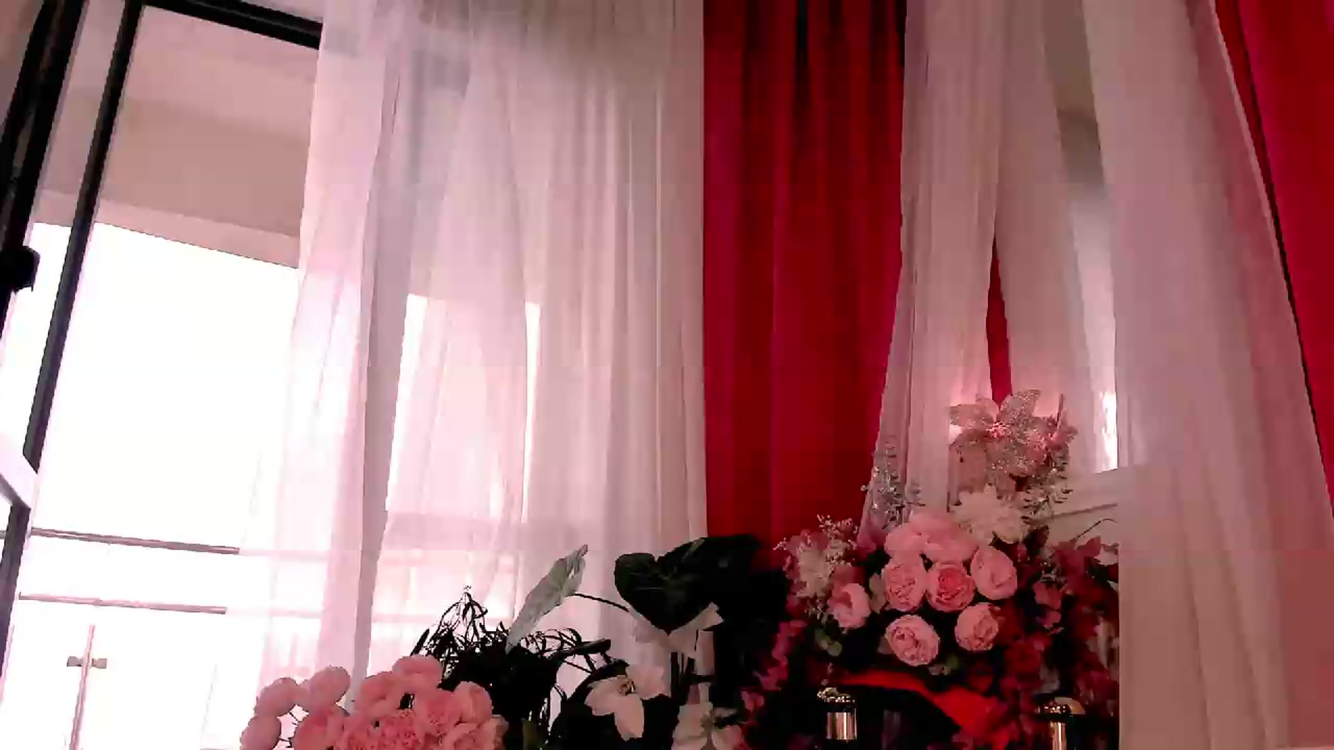 Gallery image thumbnail from Blond3B's myfreecams stream on, 09/06/2026, 11:19 image 13 of 20