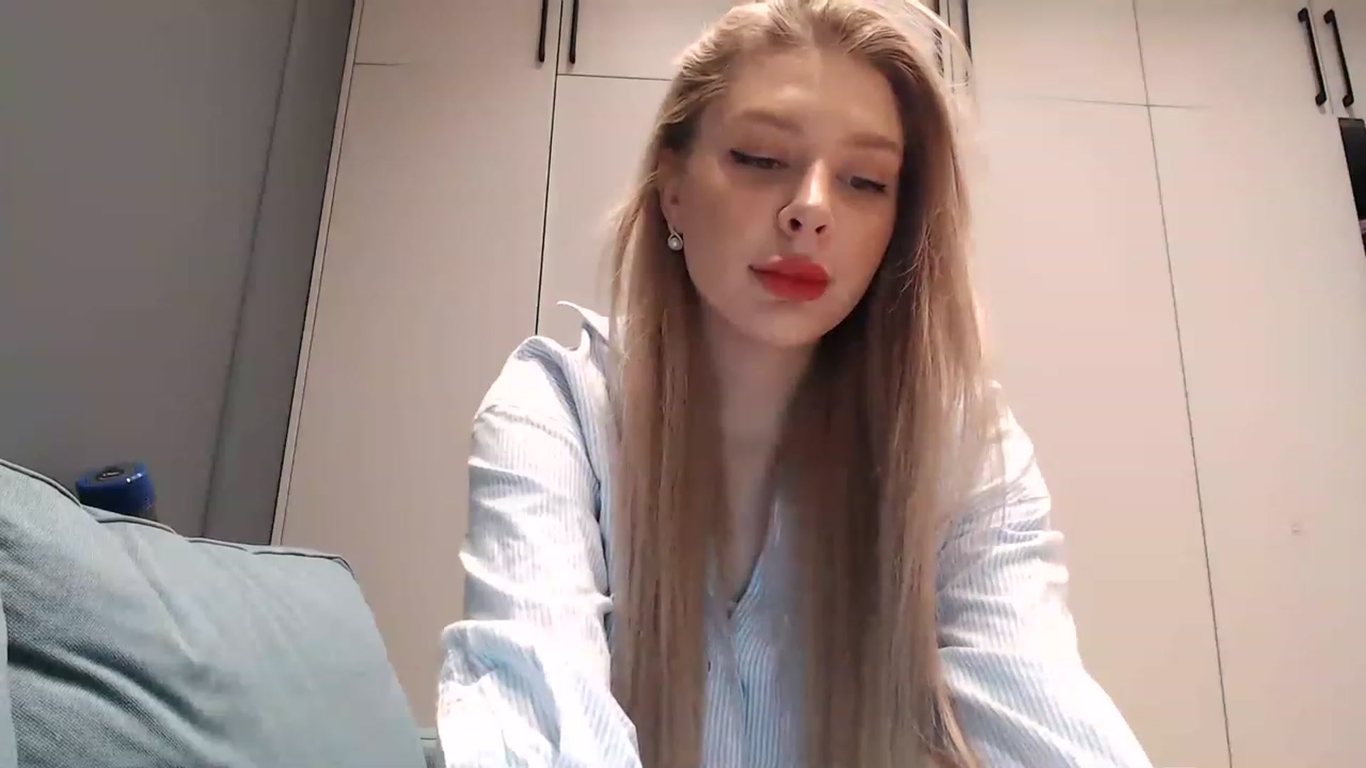 Gallery image thumbnail from BlondeDivaa's myfreecams stream on, 12/22/2022, 16:52 image 2 of 20