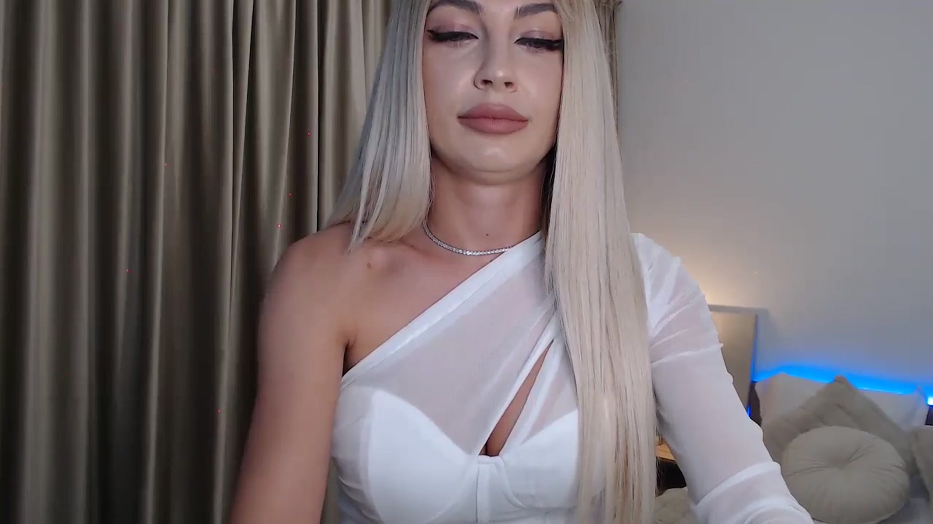 Gallery image thumbnail from BlondeIsBack's myfreecams stream on, 05/30/2024, 22:00 image 6 of 20