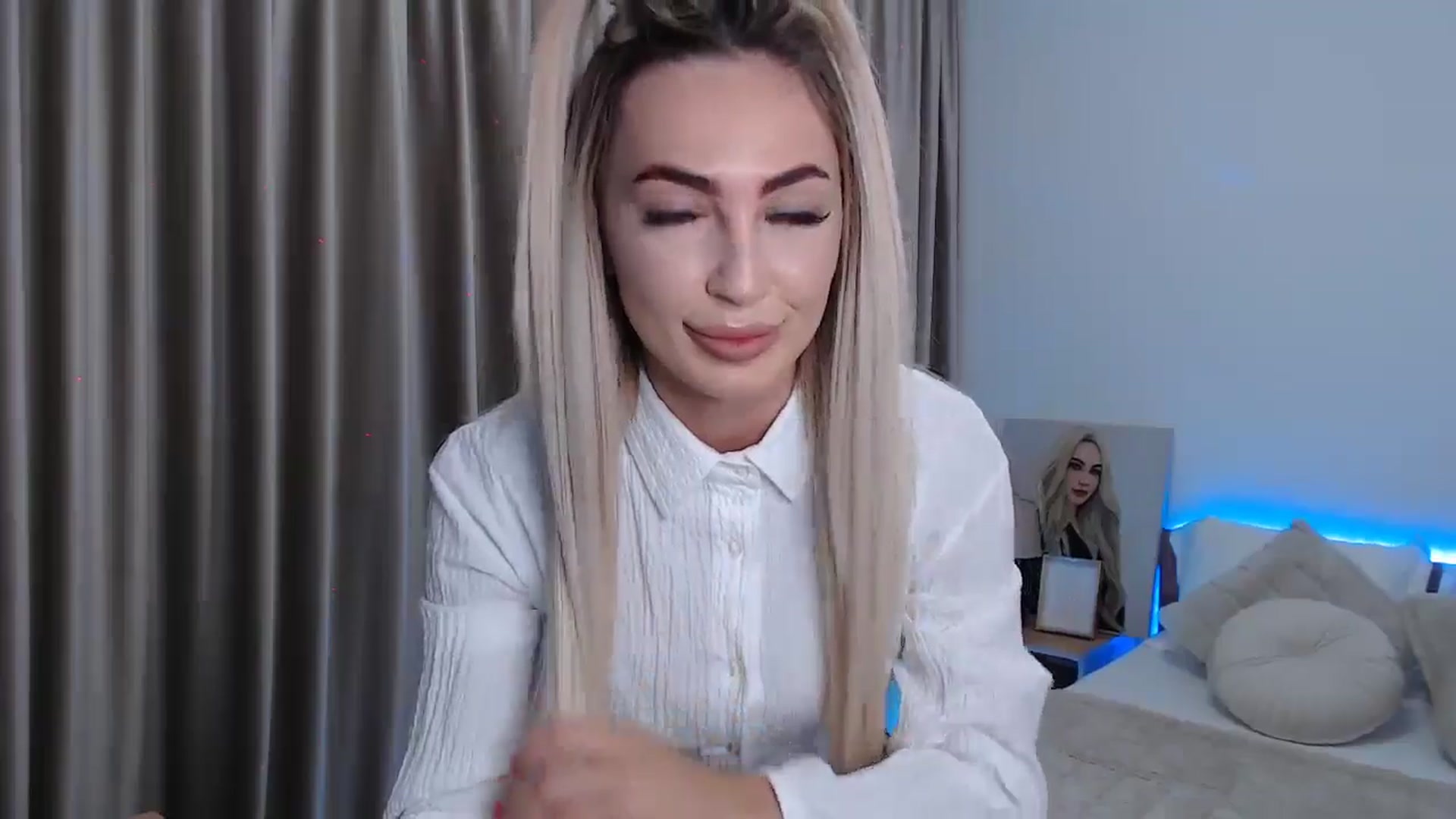 Gallery image thumbnail from BlondeIsBack's myfreecams stream on, 05/31/2024, 22:31 image 10 of 20