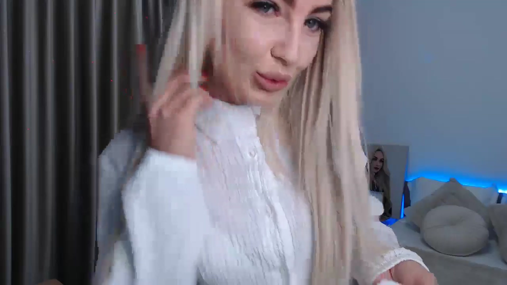 Gallery image thumbnail from BlondeIsBack's myfreecams stream on, 05/31/2024, 22:31 image 20 of 20