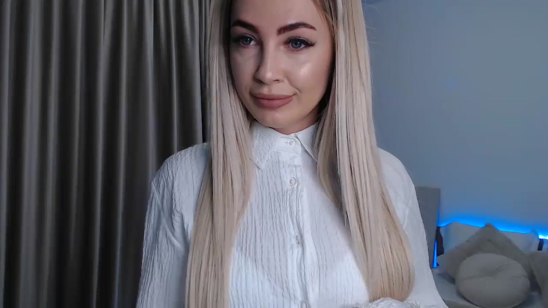 Gallery image thumbnail from BlondeIsBack's myfreecams stream on, 06/01/2024, 24:03 image 1 of 20