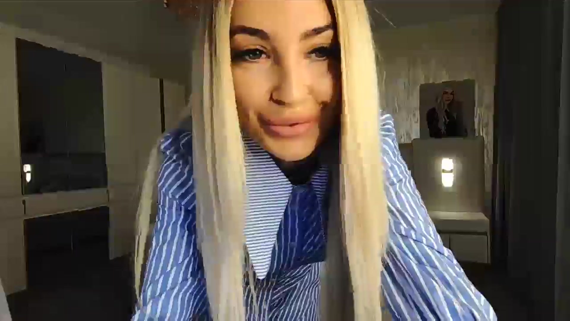 Gallery image thumbnail from BlondeIsBack's myfreecams stream on, 06/20/2024, 23:35 image 3 of 20