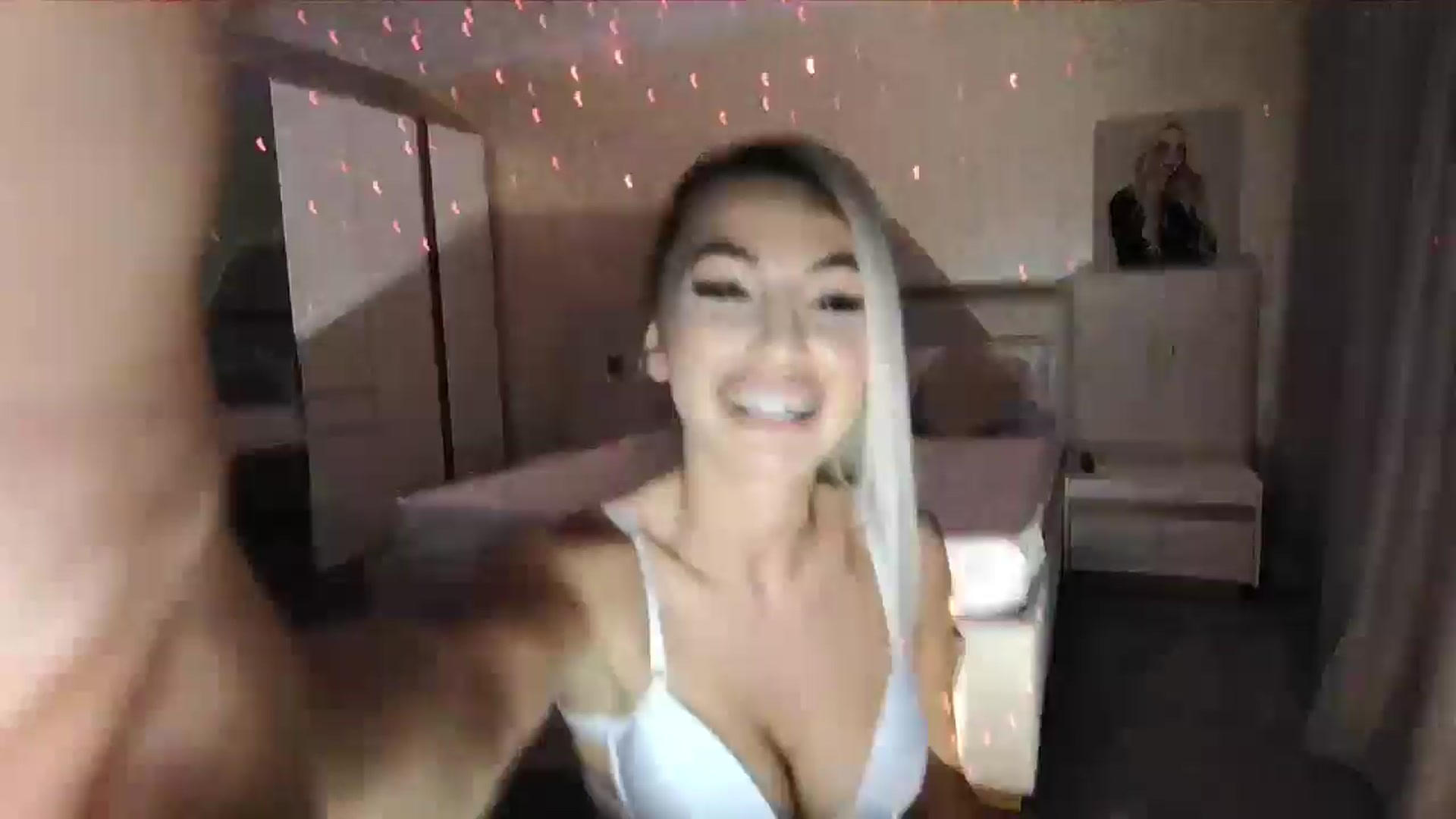 Gallery image thumbnail from BlondeIsBack's myfreecams stream on, 06/27/2024, 22:59 image 17 of 20