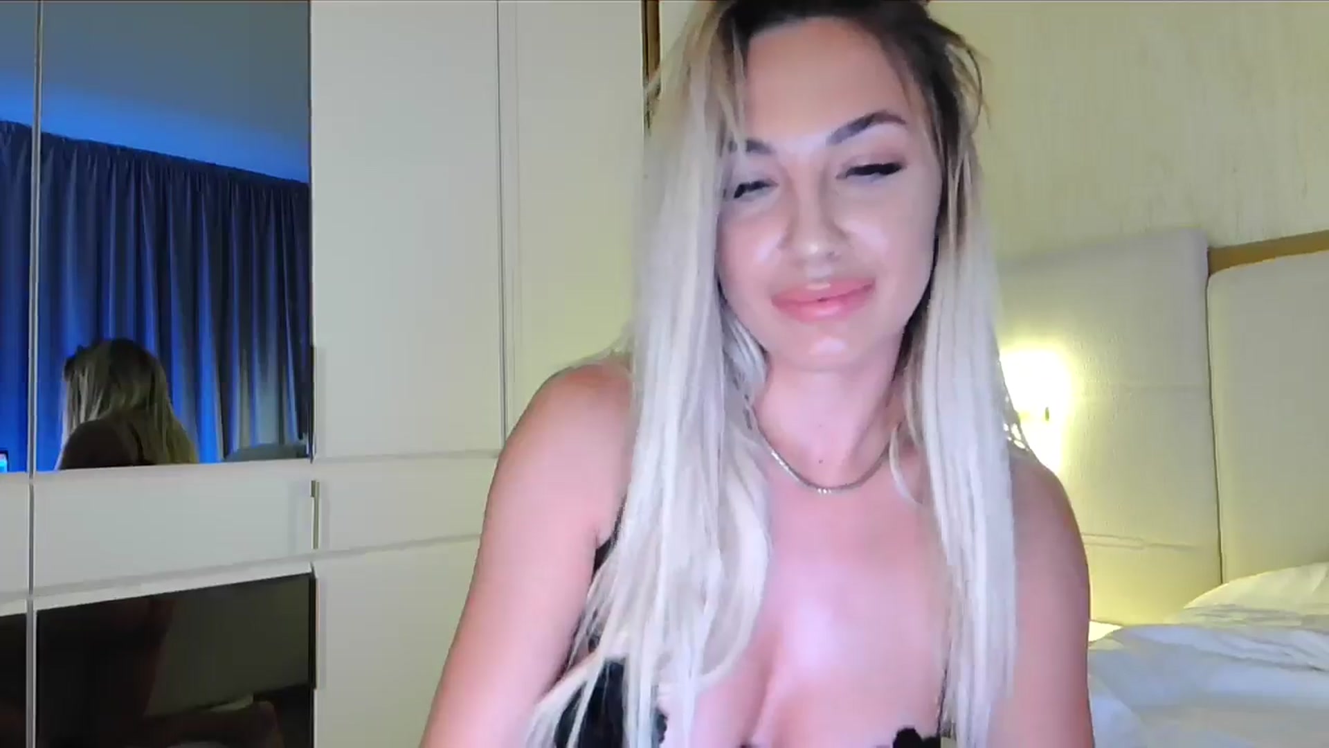 Gallery image thumbnail from BlondeIsBack's myfreecams stream on, 08/23/2024, 23:52 image 15 of 20