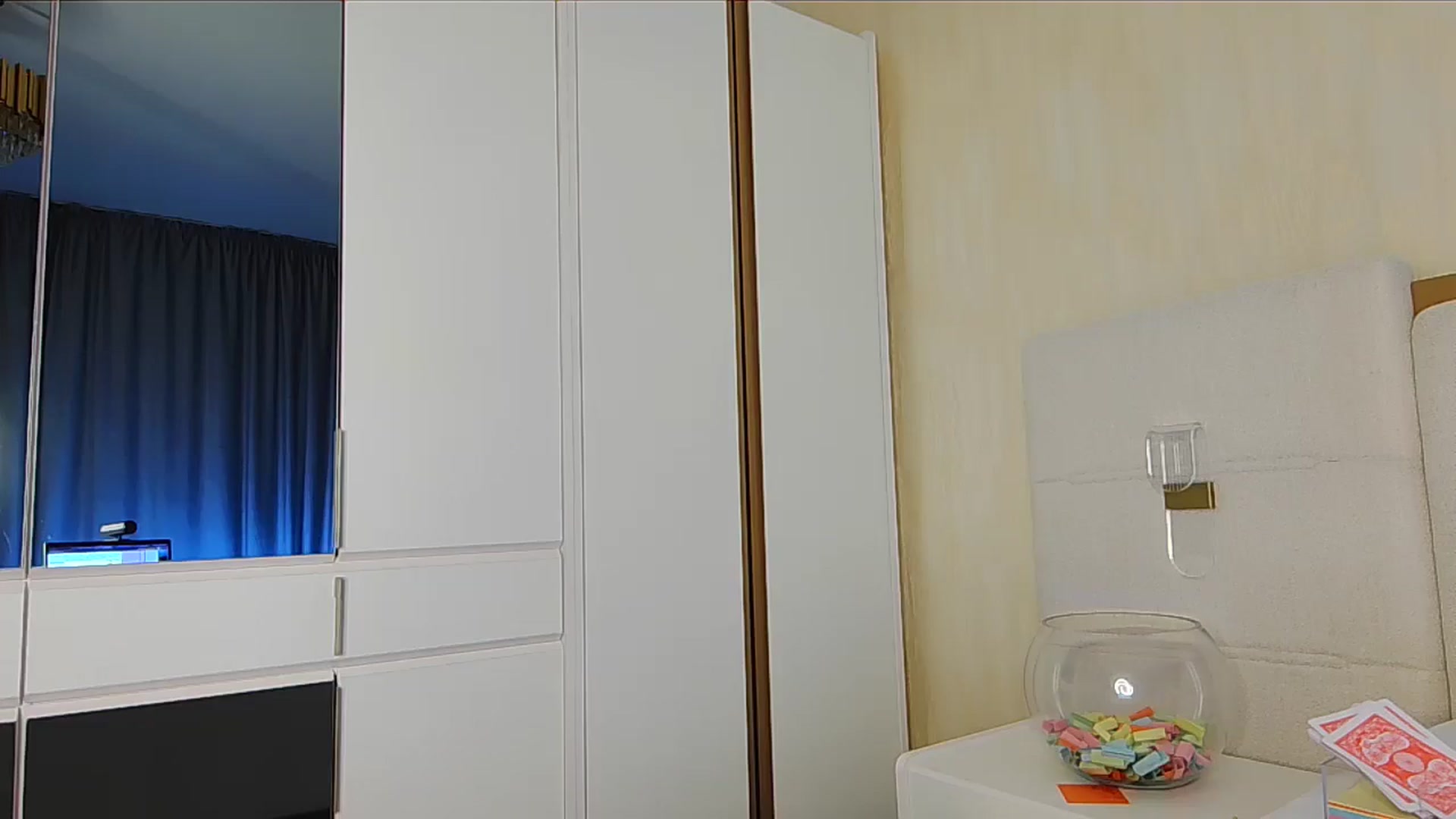 Gallery image thumbnail from BlondeIsBack's myfreecams stream on, 09/15/2024, 24:25 image 16 of 20