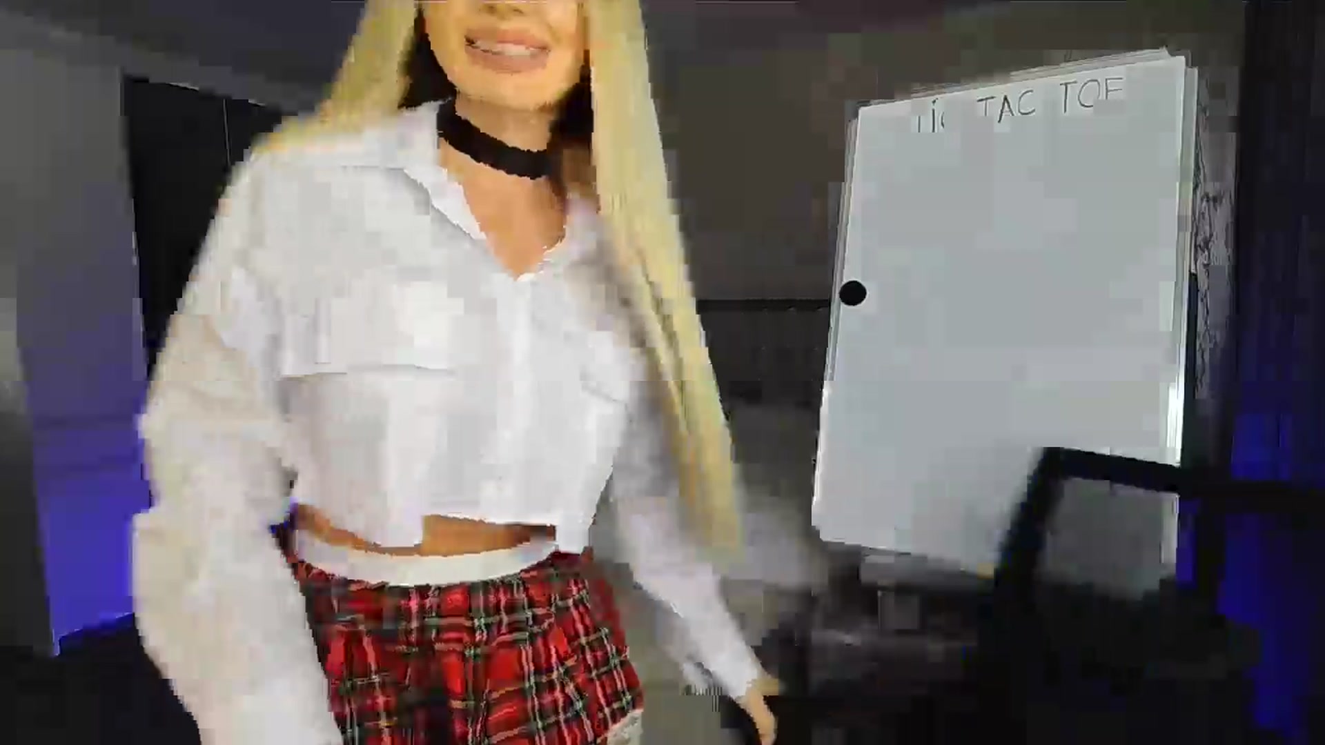 Gallery image thumbnail from BlondeIsBack's myfreecams stream on, 11/15/2024, 22:59 image 5 of 20