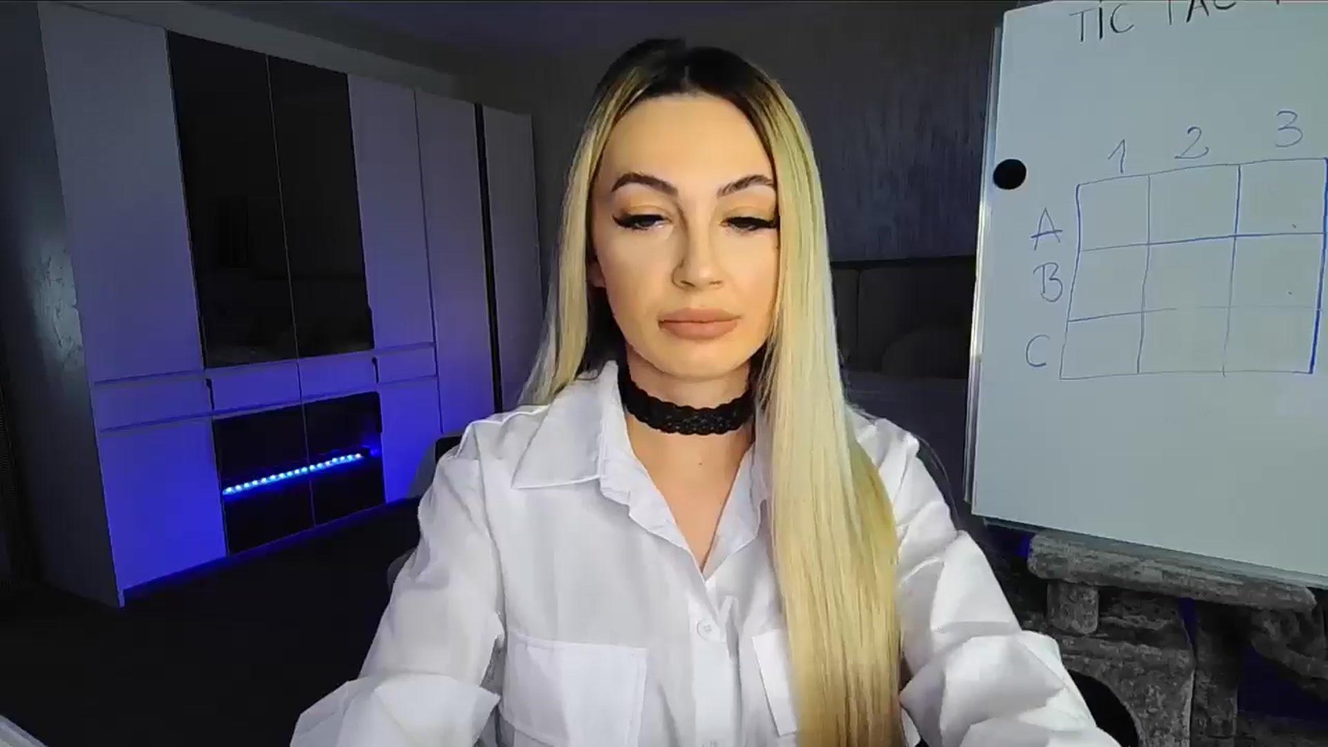 Gallery image thumbnail from BlondeIsBack's myfreecams stream on, 11/15/2024, 22:59 image 12 of 20
