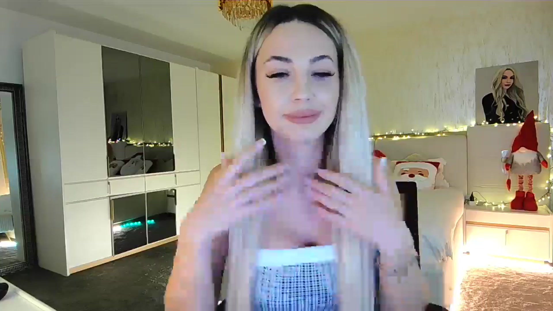 Gallery image thumbnail from BlondeIsBack's myfreecams stream on, 12/04/2024, 23:26 image 14 of 20