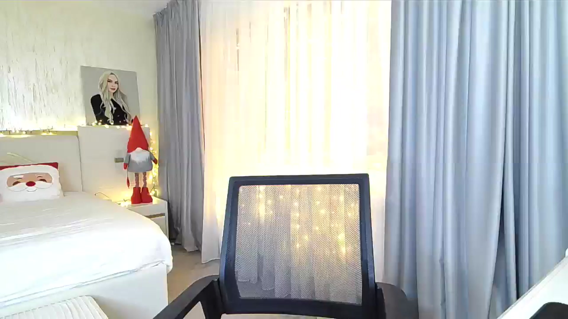 Gallery image thumbnail from BlondeIsBack's myfreecams stream on, 12/05/2024, 23:20 image 2 of 20