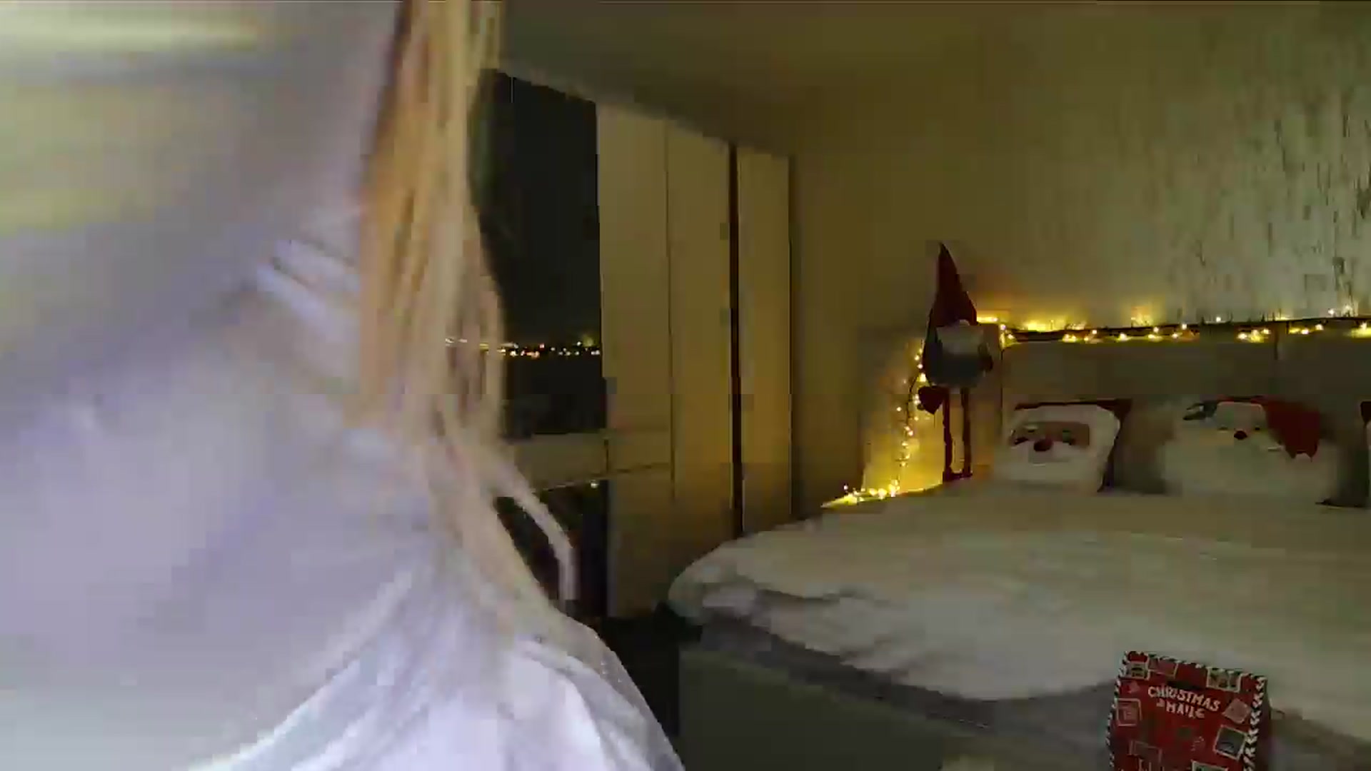 Gallery image thumbnail from BlondeIsBack's myfreecams stream on, 12/07/2024, 23:31 image 16 of 20