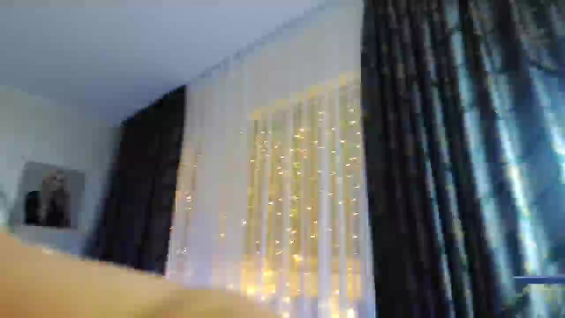 Gallery image thumbnail from BlondeIsBack's myfreecams stream on, 12/16/2024, 24:37 image 15 of 20