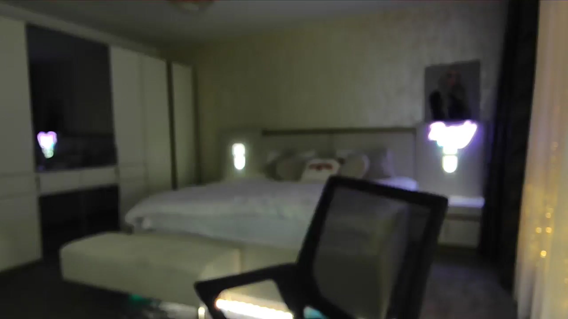 Gallery image thumbnail from BlondeIsBack's myfreecams stream on, 12/19/2024, 23:11 image 15 of 20