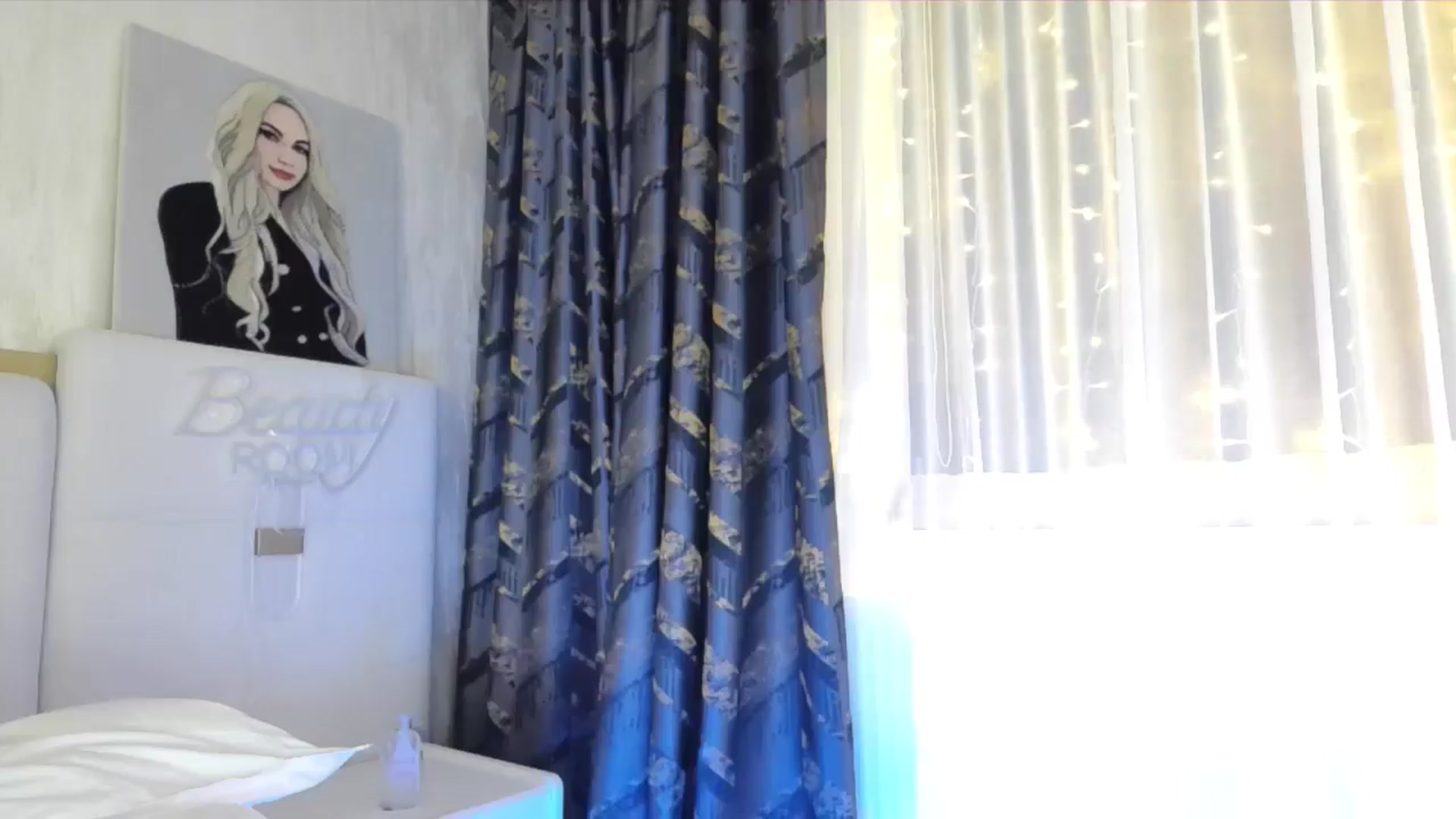 Gallery image thumbnail from BlondeIsBack's myfreecams stream on, 01/12/2025, 03:08 image 11 of 20