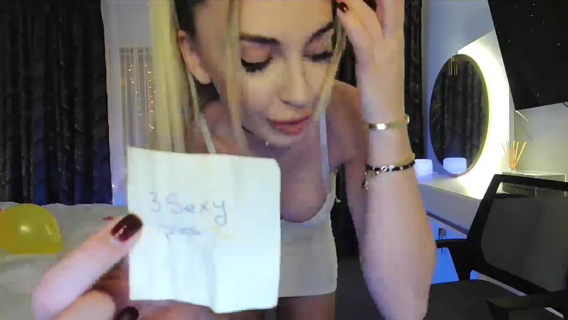 Gallery image thumbnail from BlondeIsBack's myfreecams stream on, 01/18/2025, 01:36 image 7 of 20