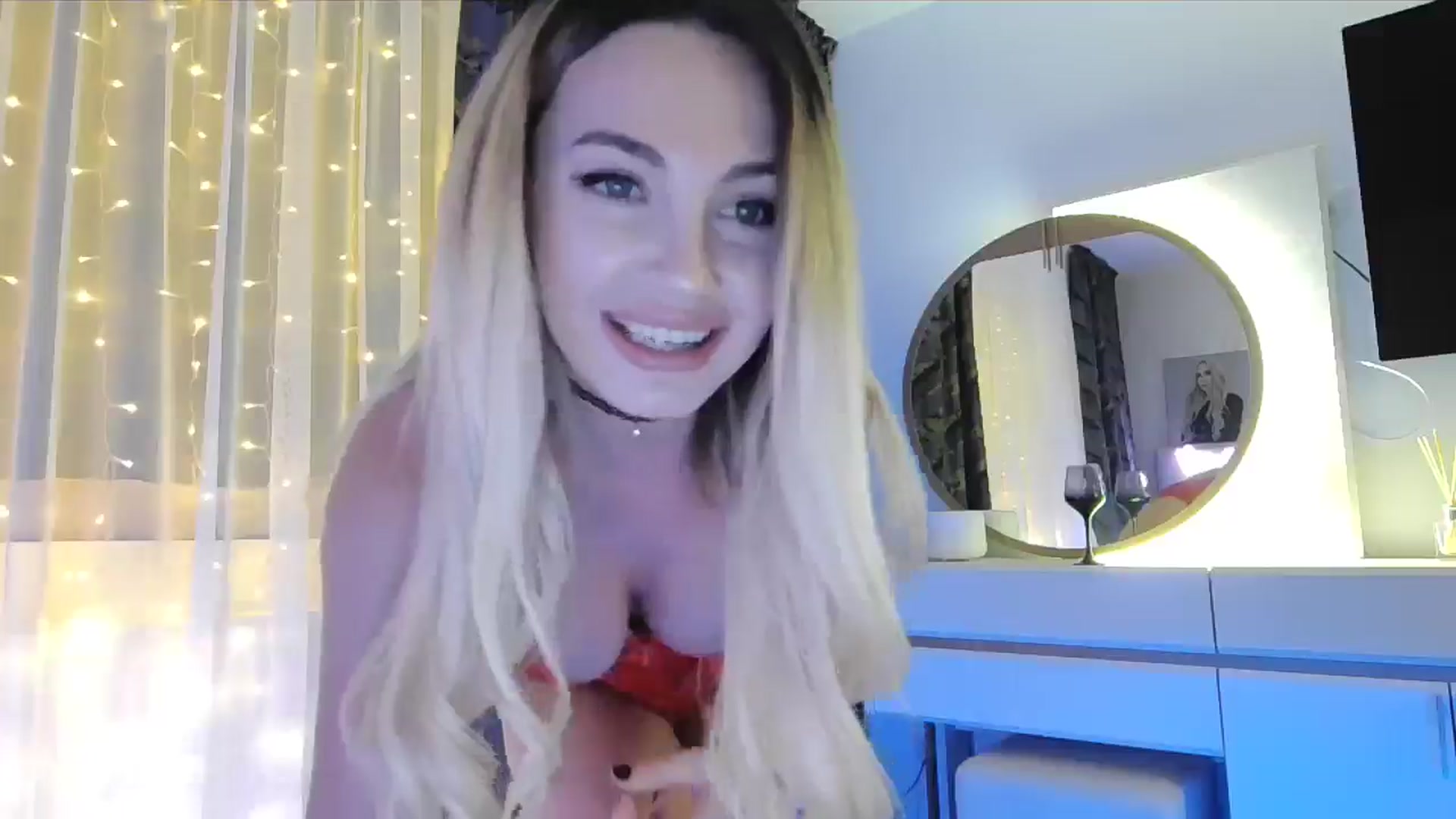 Gallery image thumbnail from BlondeIsBack's myfreecams stream on, 01/20/2025, 24:52 image 9 of 20