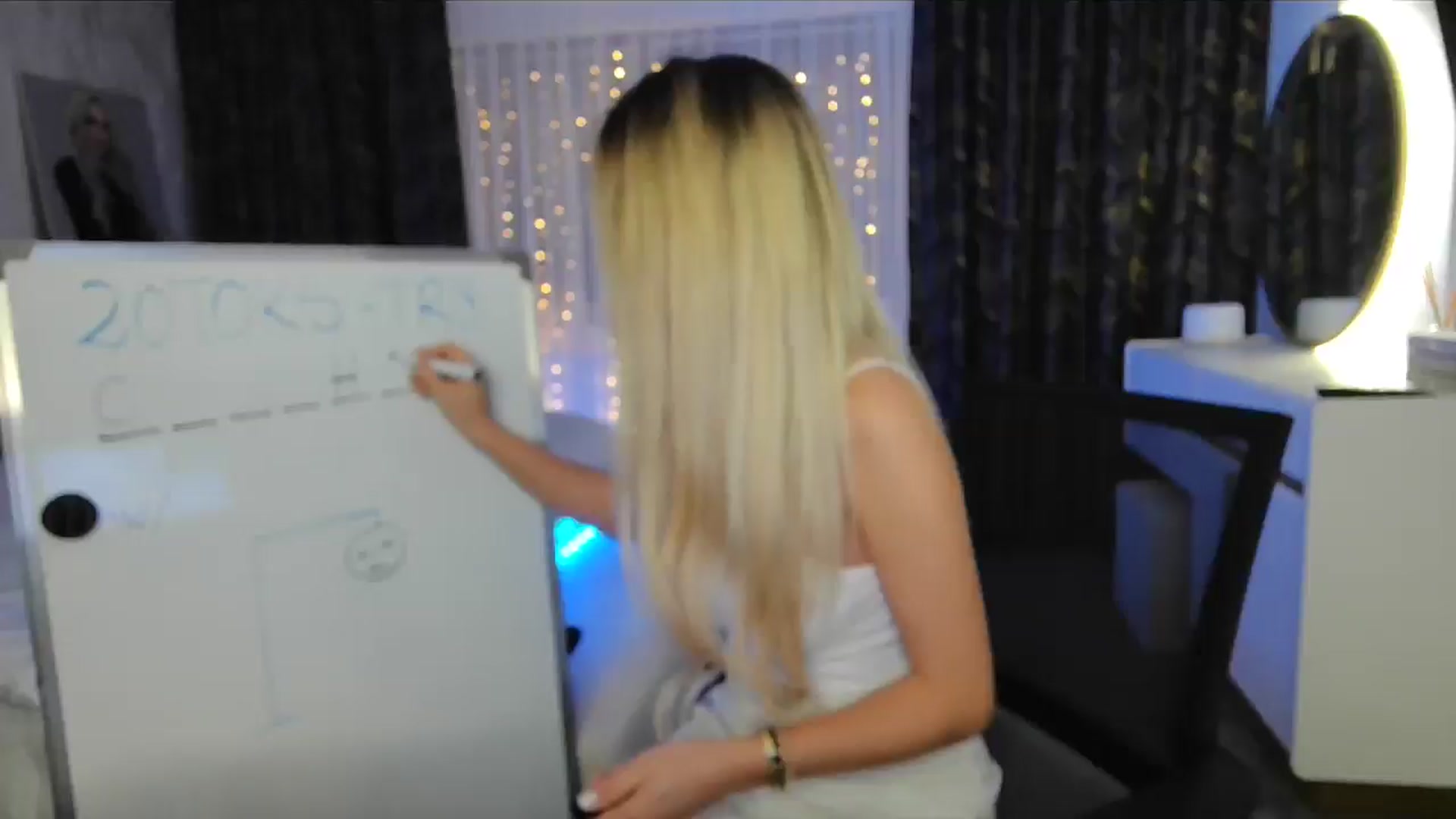 Gallery image thumbnail from BlondeIsBack's myfreecams stream on, 01/25/2025, 21:53 image 7 of 20