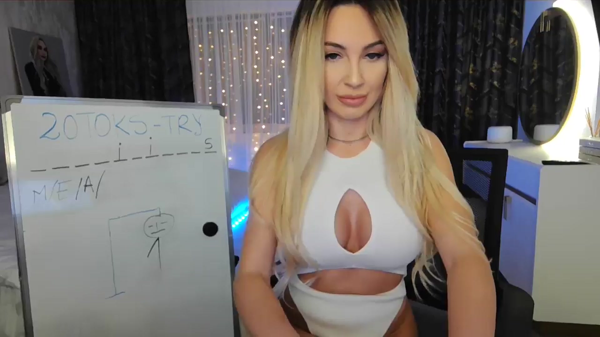 Gallery image thumbnail from BlondeIsBack's myfreecams stream on, 01/25/2025, 21:53 image 16 of 20
