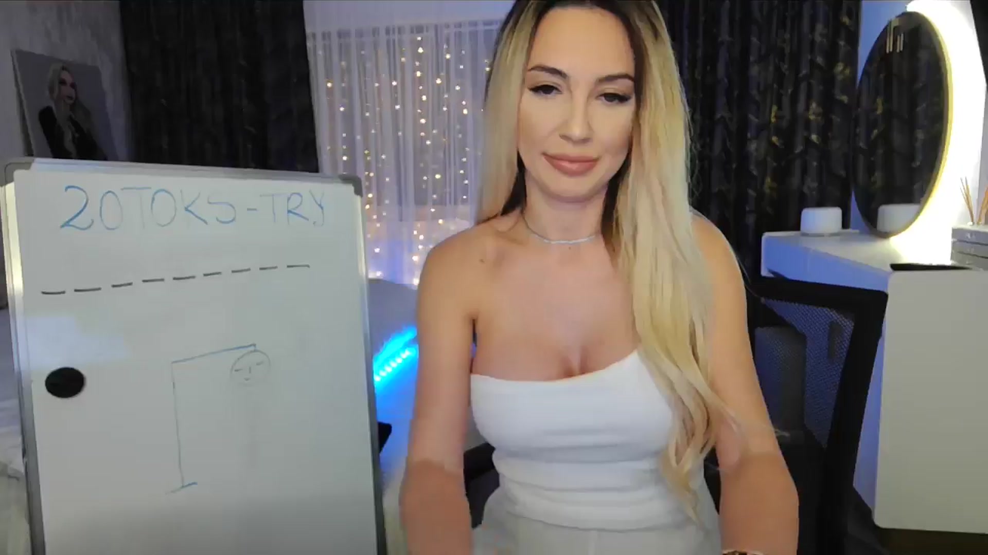 Gallery image thumbnail from BlondeIsBack's myfreecams stream on, 01/25/2025, 21:53 image 9 of 20
