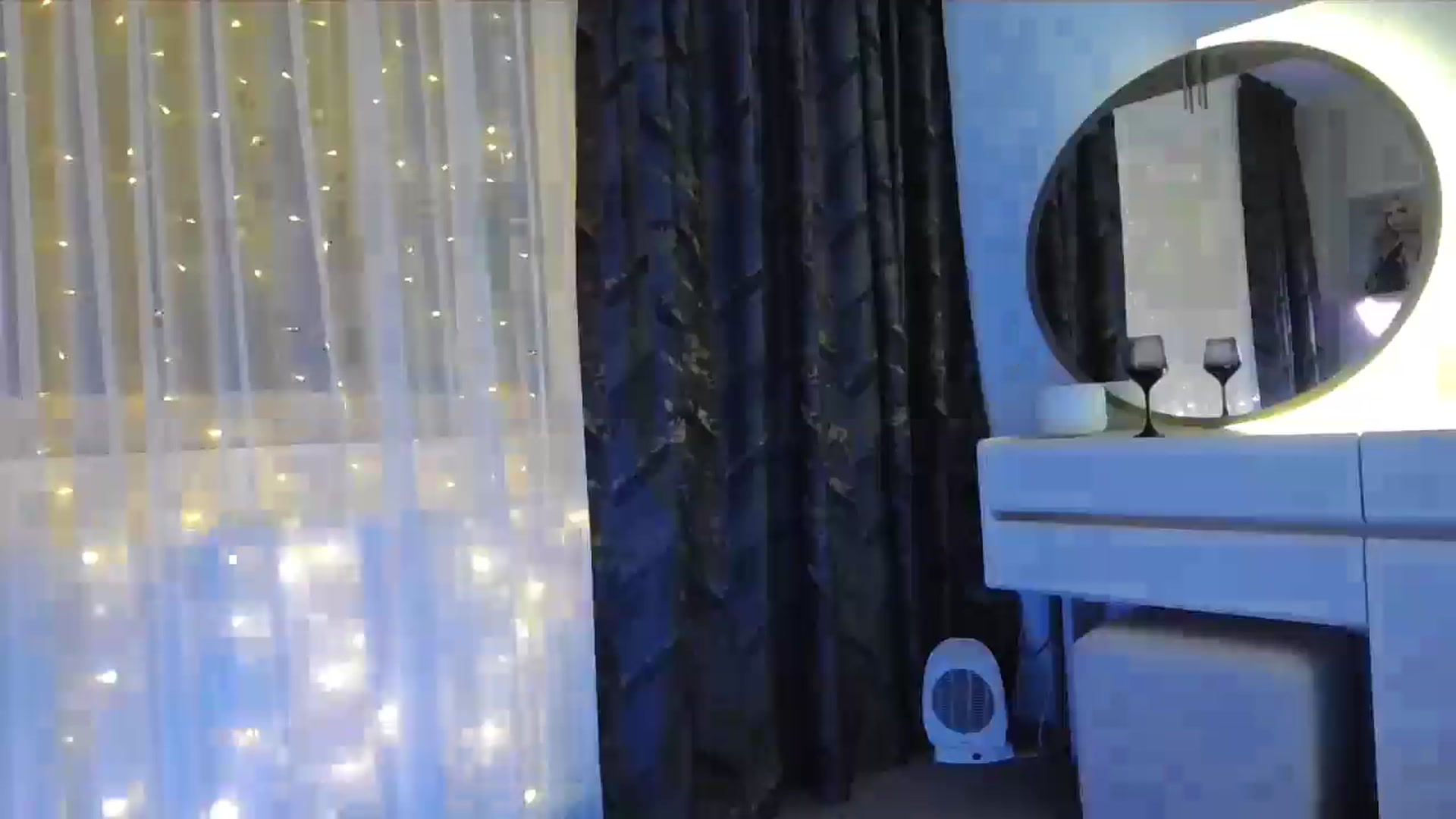 Gallery image thumbnail from BlondeIsBack's myfreecams stream on, 01/27/2025, 24:36 image 13 of 20