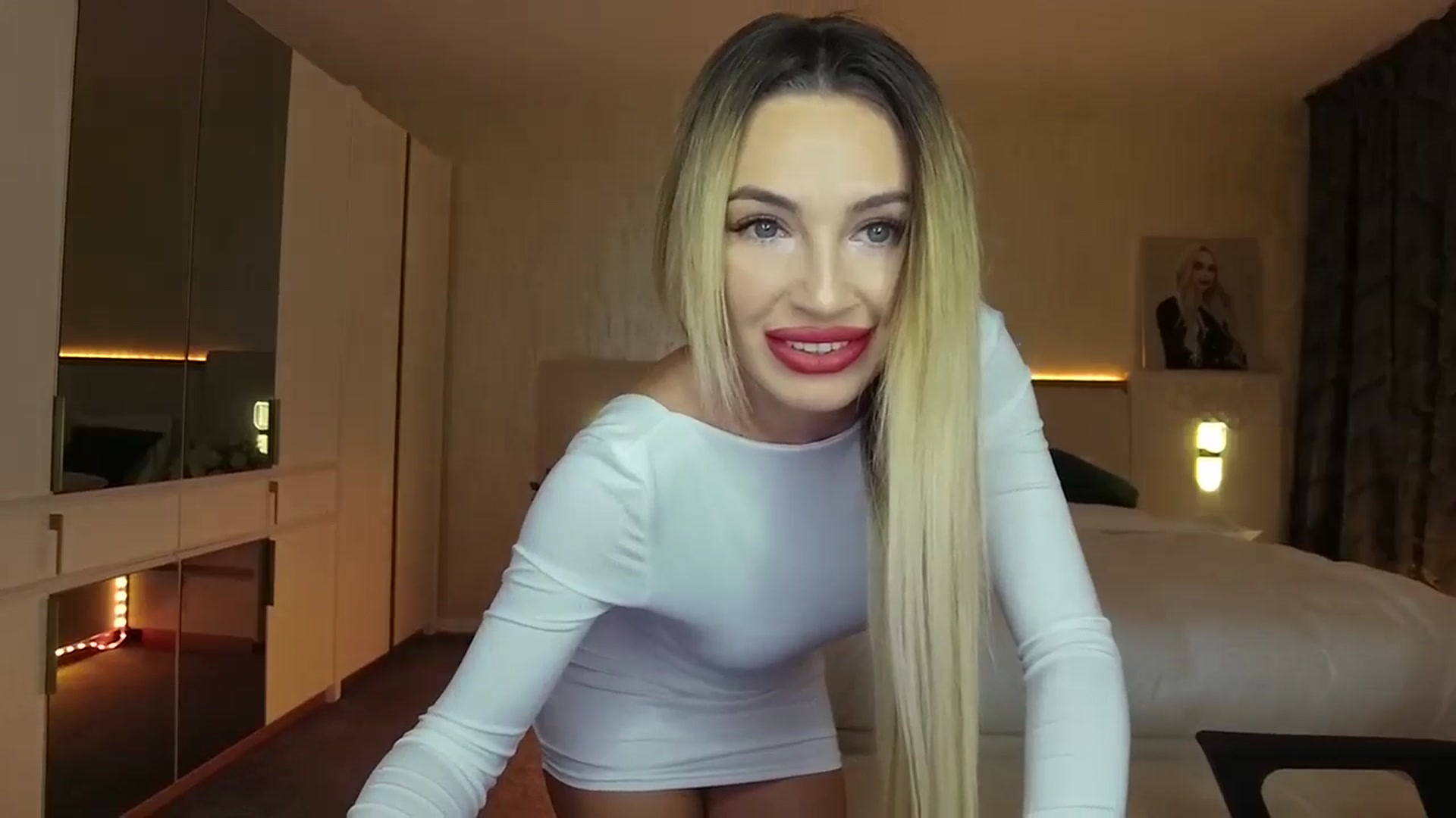 Gallery image thumbnail from BlondeIsBack's myfreecams stream on, 02/02/2025, 21:03 image 3 of 20