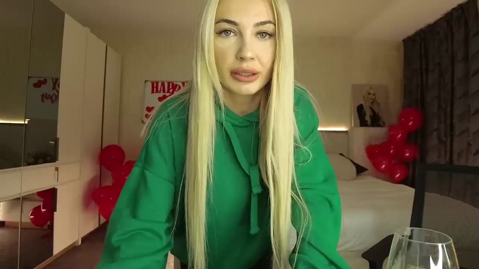 Gallery image thumbnail from BlondeIsBack's myfreecams stream on, 02/09/2025, 22:43 image 7 of 20
