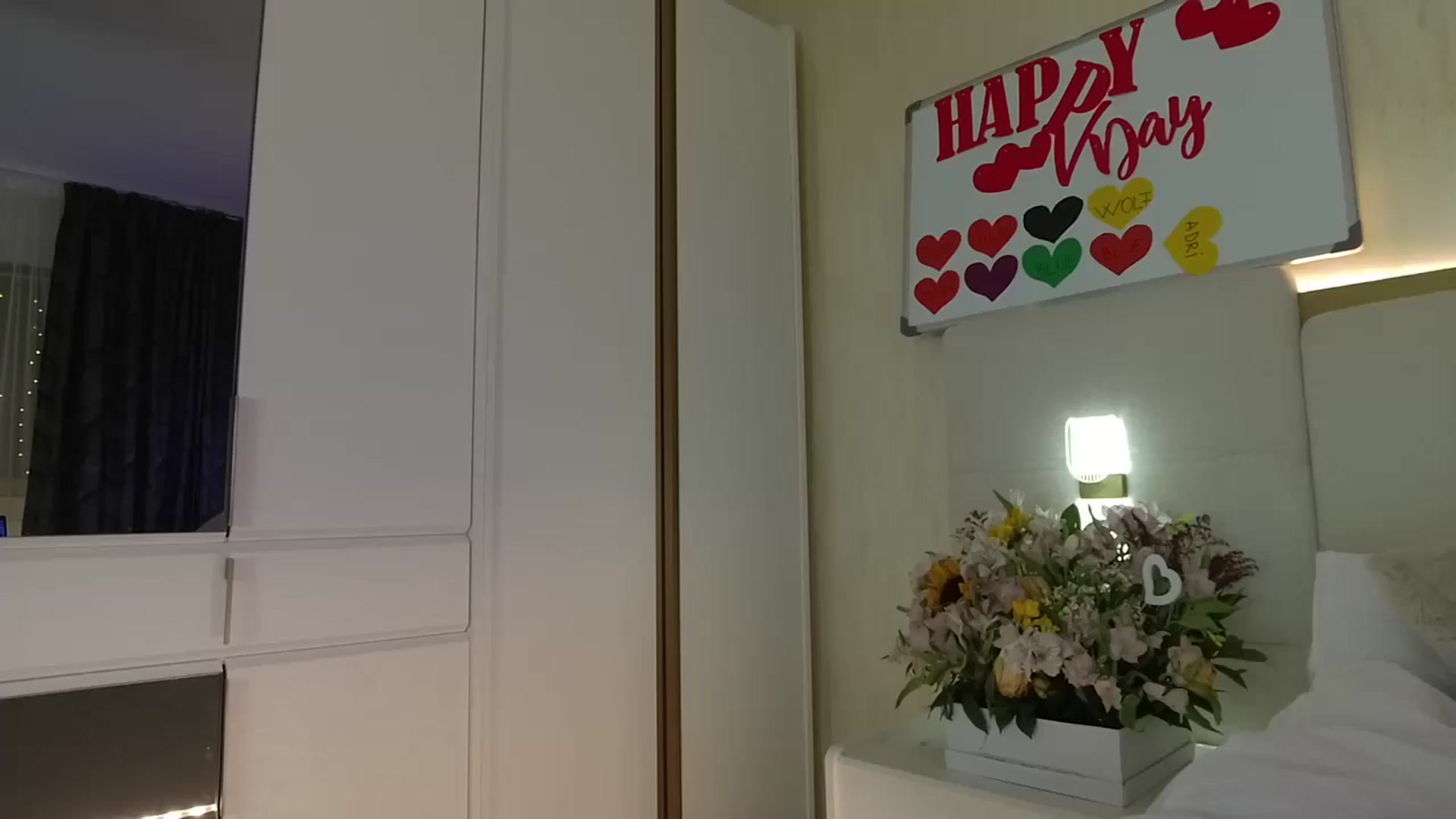 Gallery image thumbnail from BlondeIsBack's myfreecams stream on, 02/20/2025, 23:36 image 8 of 20