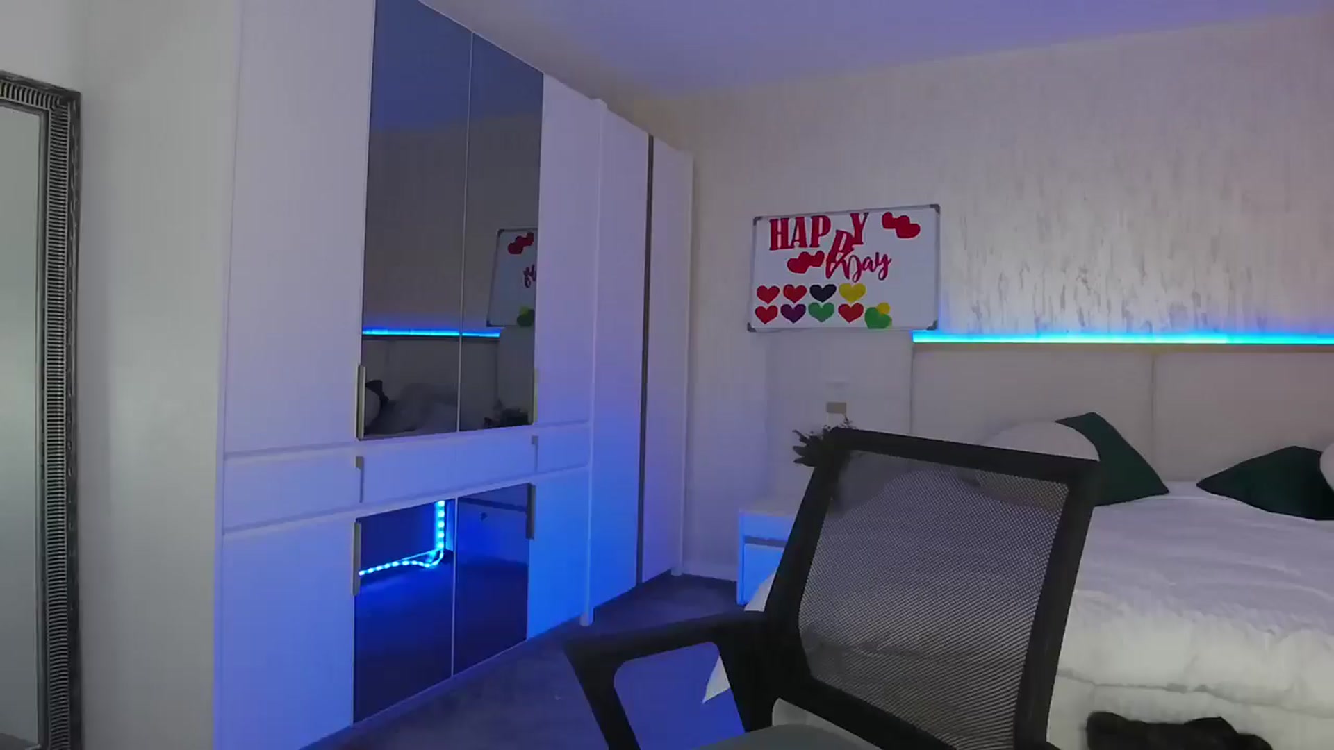 Gallery image thumbnail from BlondeIsBack's myfreecams stream on, 02/28/2025, 24:56 image 10 of 20
