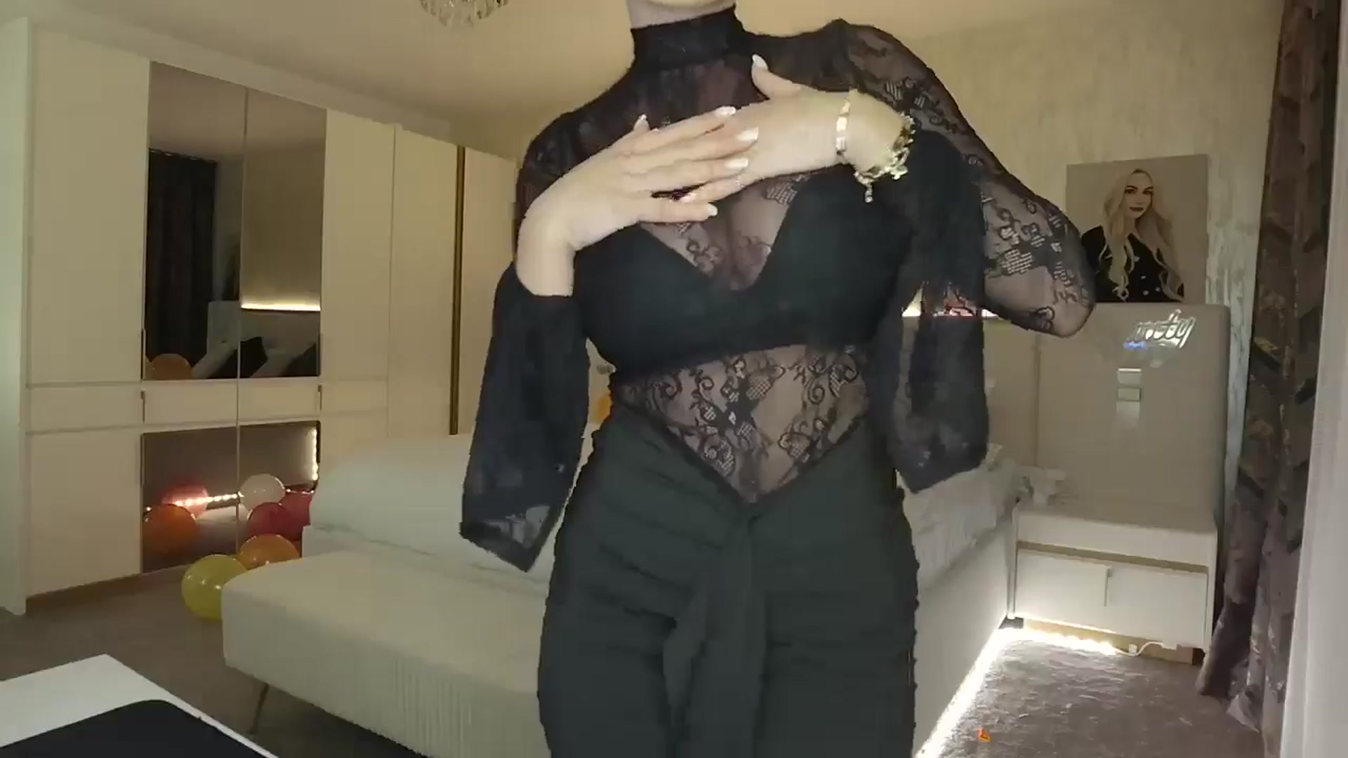 Gallery image thumbnail from BlondeIsBack's myfreecams stream on, 03/21/2025, 24:29 image 2 of 20