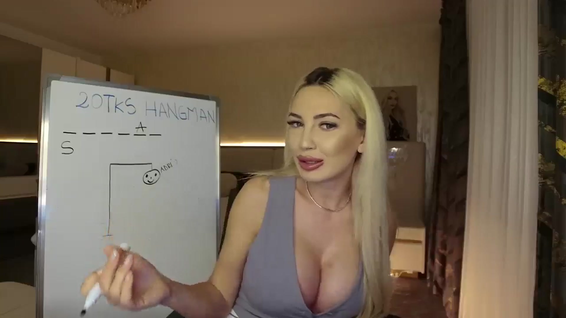 Gallery image thumbnail from BlondeIsBack's myfreecams stream on, 04/09/2025, 22:05 image 6 of 20