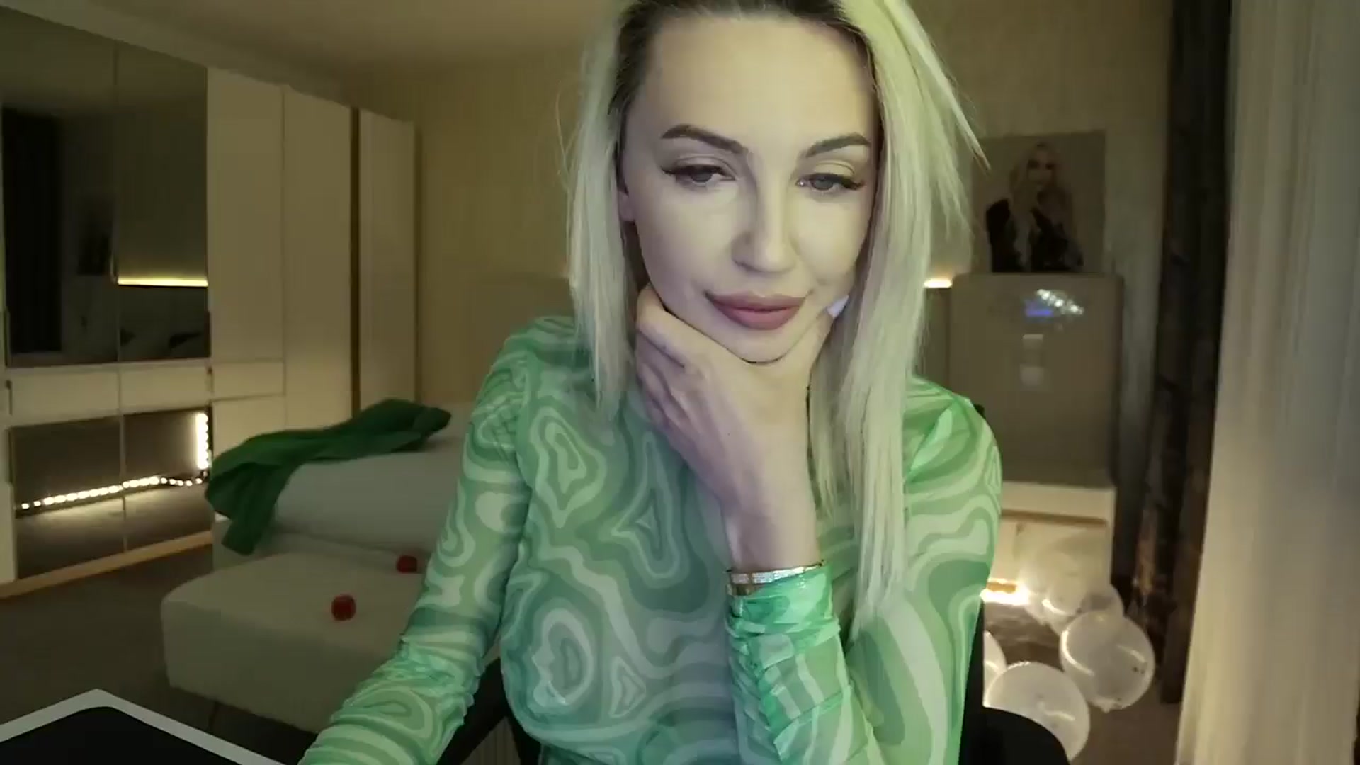 Gallery image thumbnail from BlondeIsBack's myfreecams stream on, 05/02/2025, 21:03 image 18 of 20